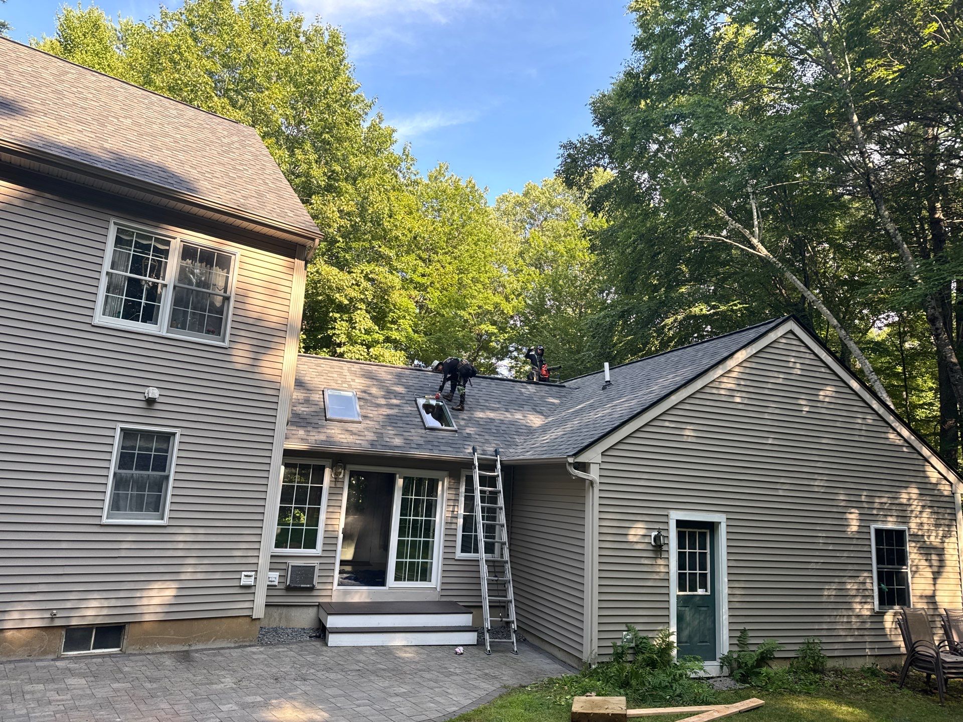 Roof Replacement in Brentwood, NH Near Scrabble Road with Owens Corning Williamsburg Gray Shingles by Compass exteriors