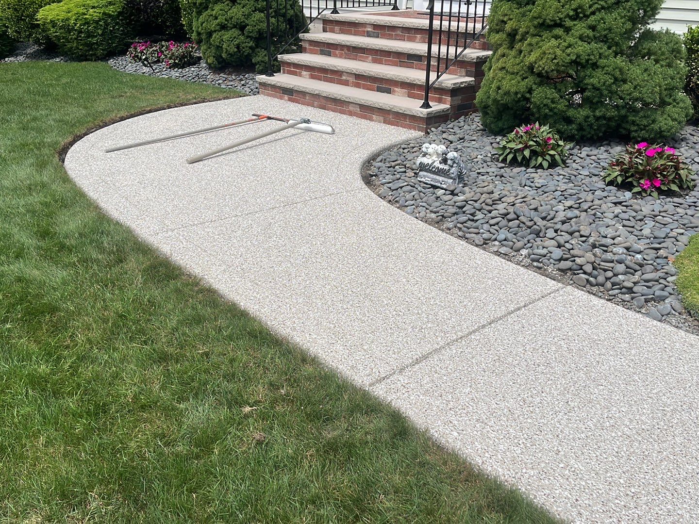 Scarelli Garage & Walkway TransFLOORmation by Symphony Concrete Coatings