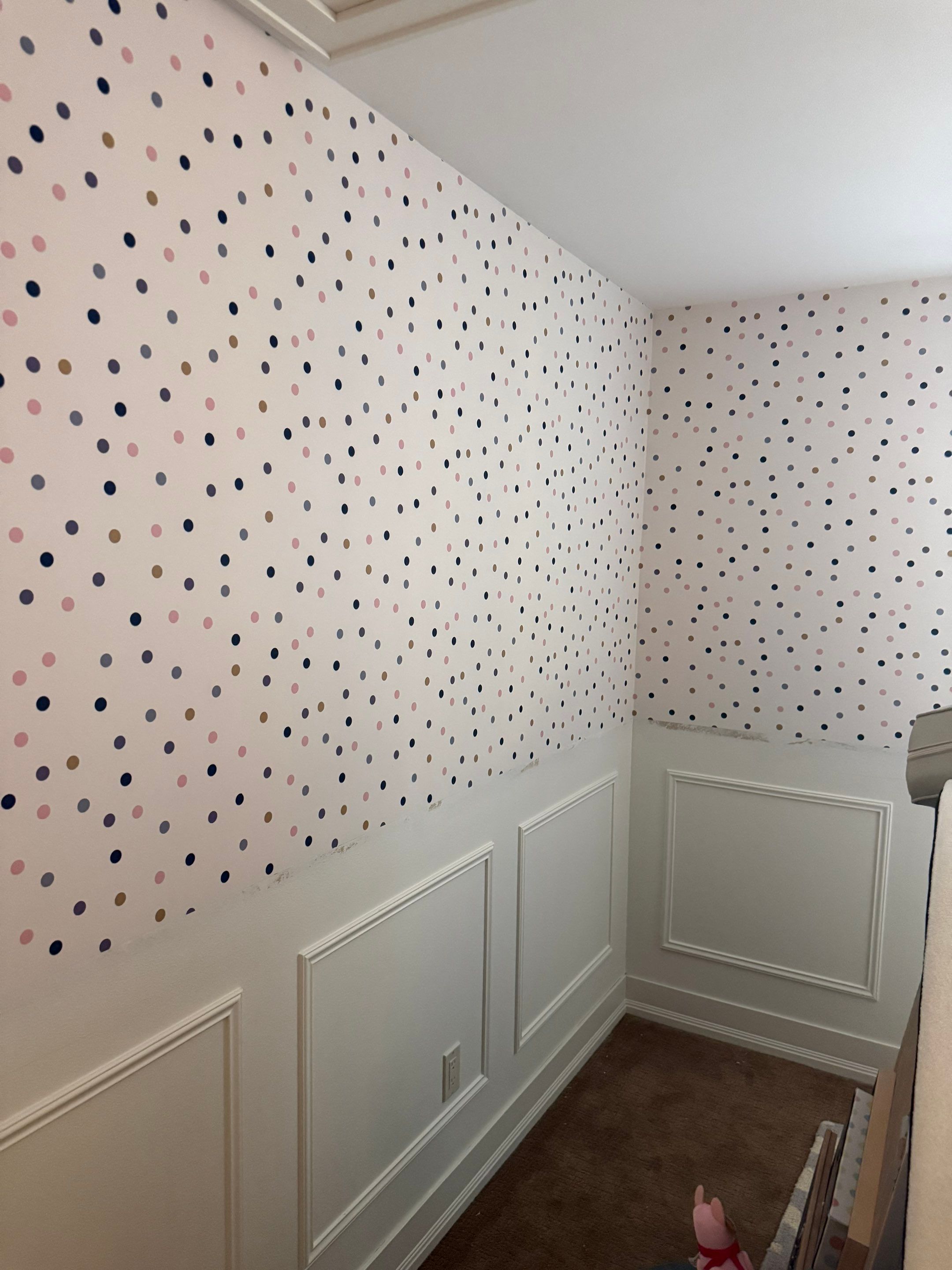 Sioux Falls Interior Painting with Custom Wainscoting and Decorative Wallpaper by Select Painting, Coatings & Garage Cabinets