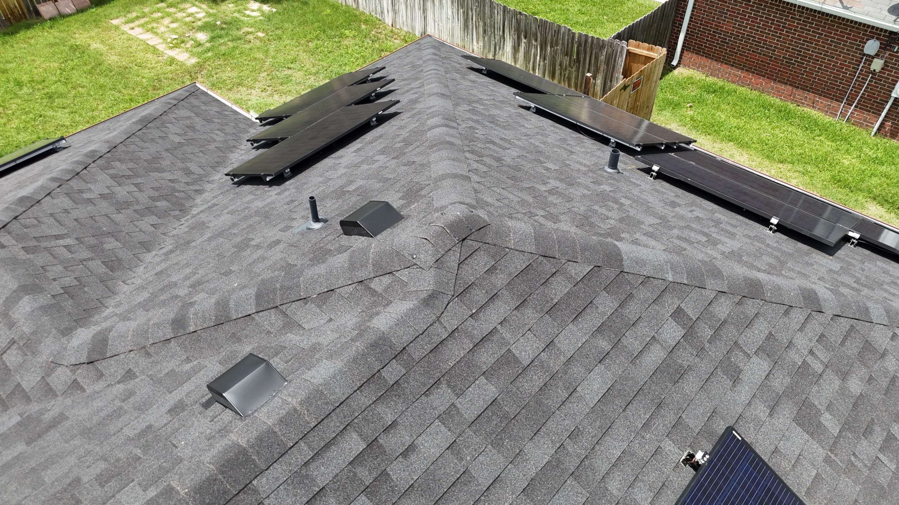 Brilliant Black - Malarkey Vista by RoofsOnly.com