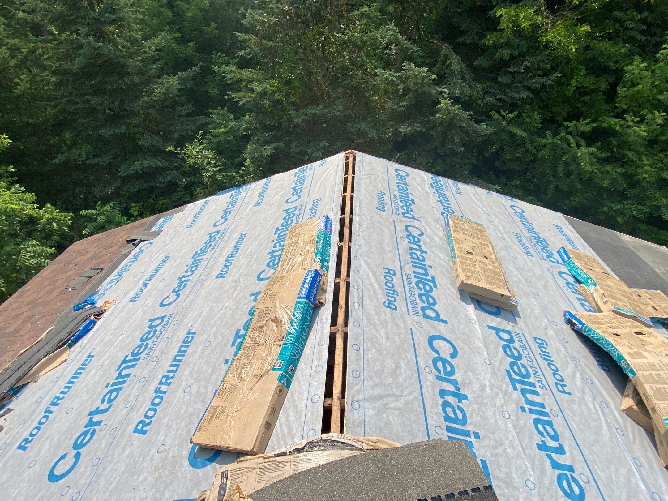 Roof Replacement using CertainTeed Landmark by 180 Contractors