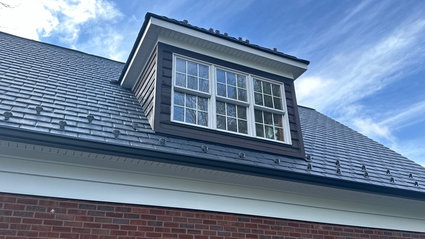 Clifton Multi-Trade Restoration: DaVinci Single Width Slate in Slate Black by RM Banning, Inc.