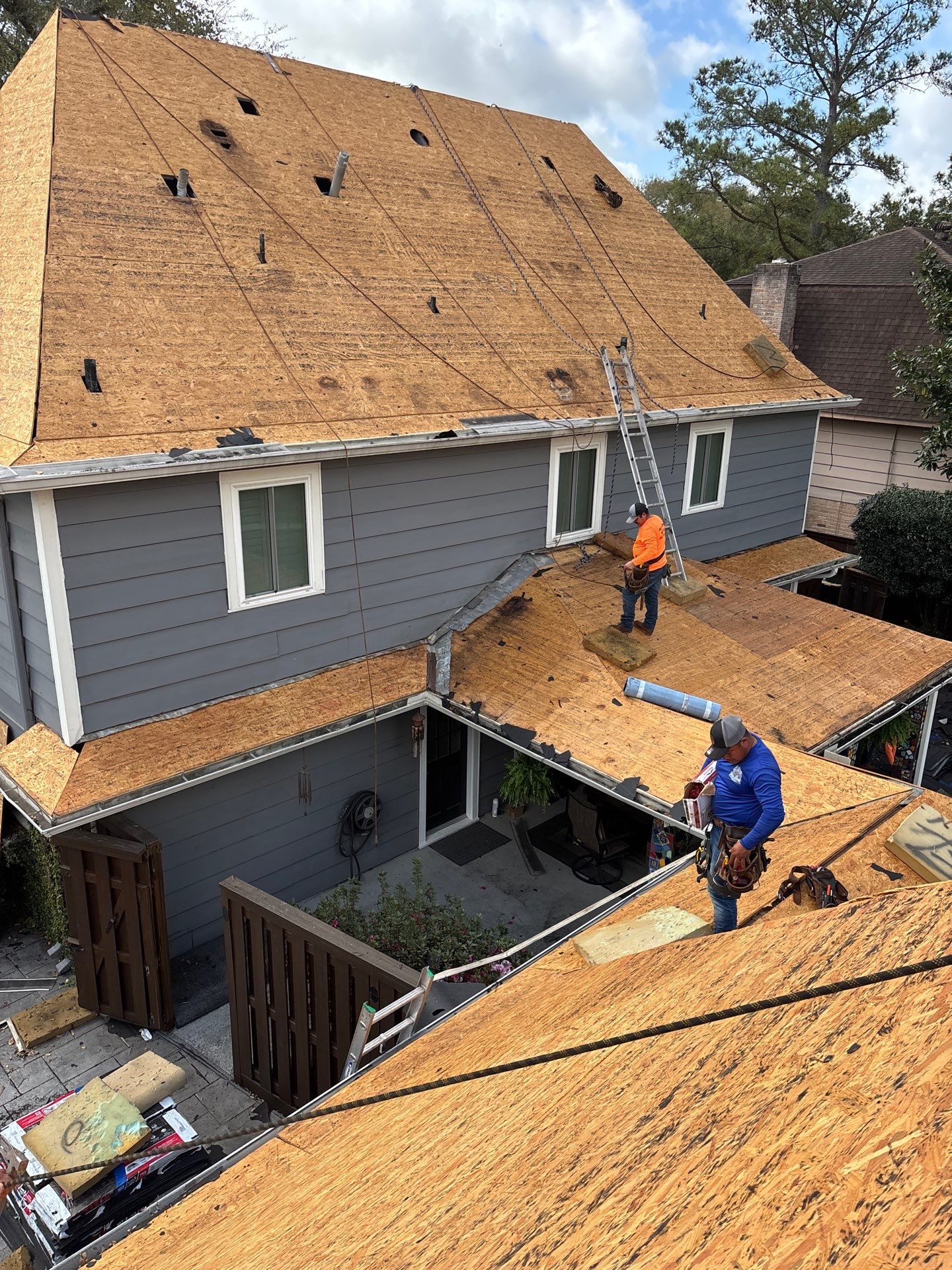 Roof Replacement Houston by Roof Repair Company