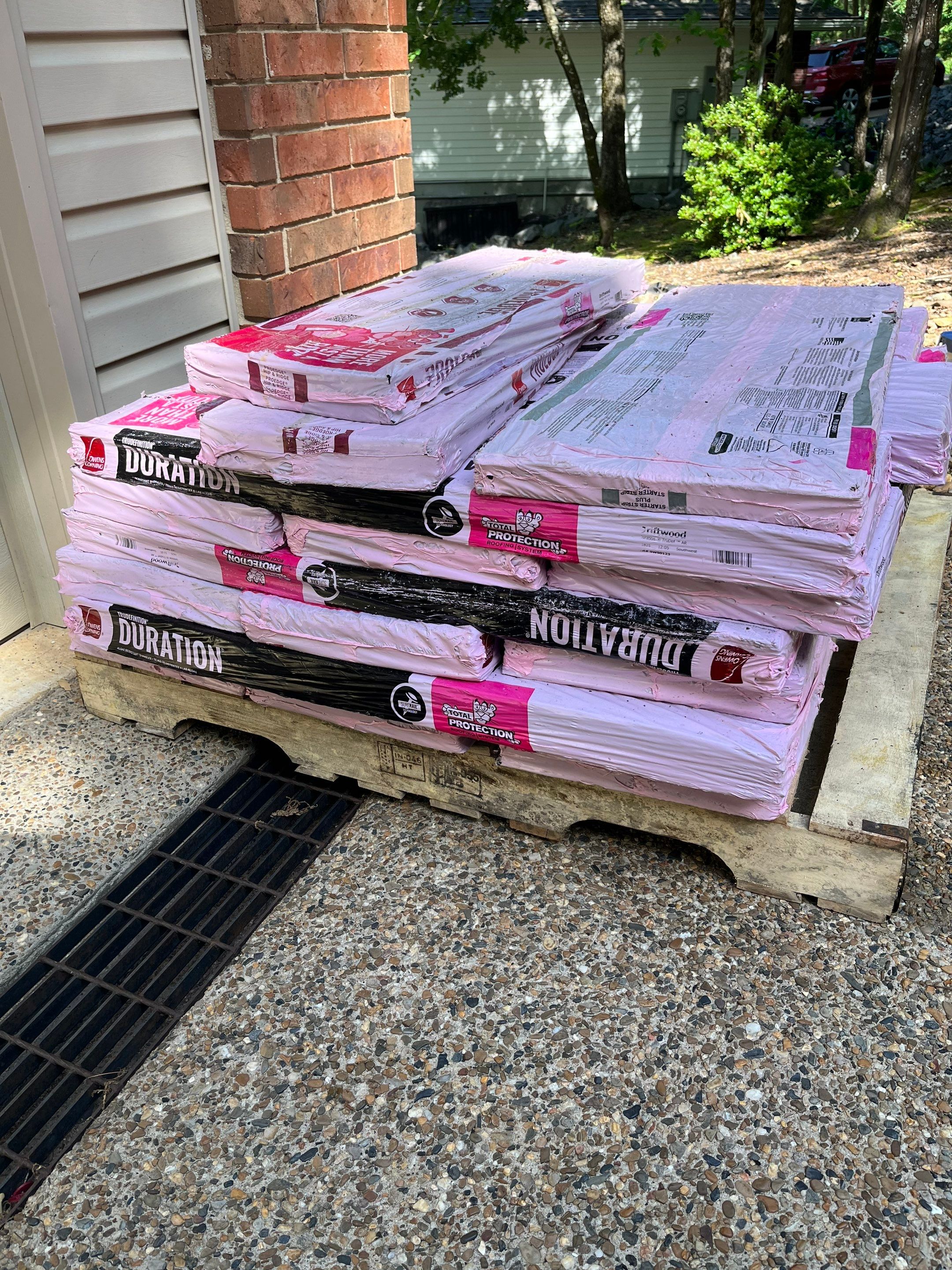 Architectural Shingle Roof Replacement and Skylight Installation in Hot Springs Village by Temple Roofing and Exteriors