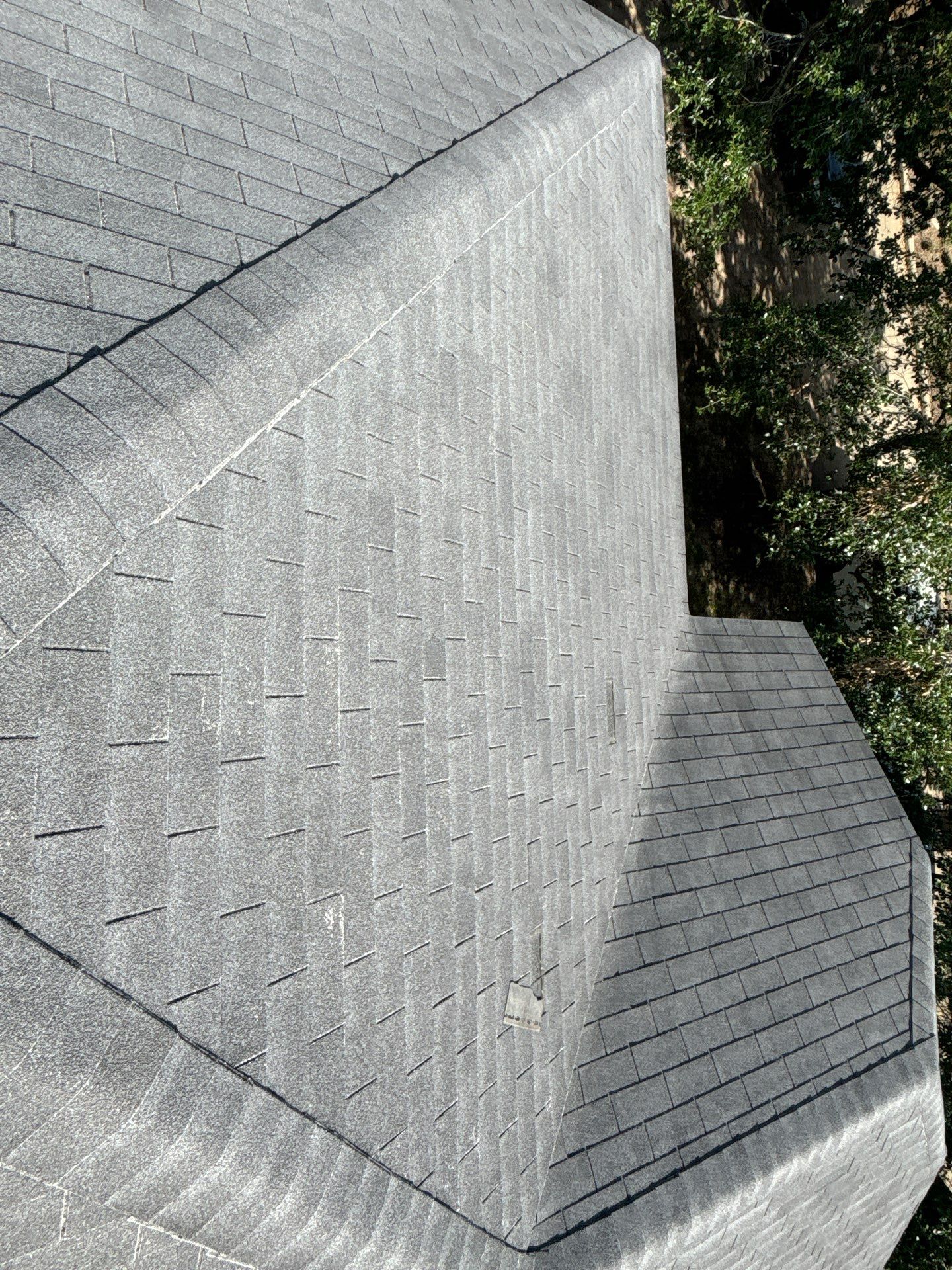 Residential Roofing Installation using Owen's Corning Duration (Lifetime) Shingles by Roof Repair Company