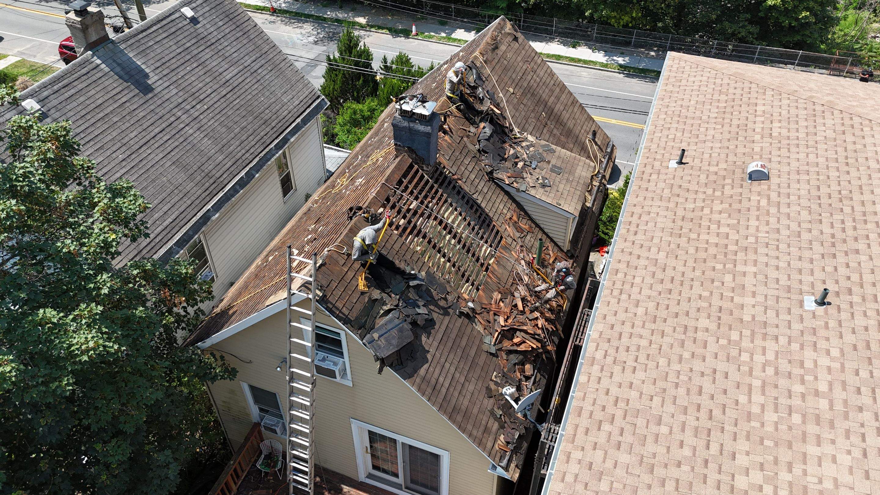 Project in Hastings-on-Hudson by The Energy Efficient Roofer & George's Seamless Gutters