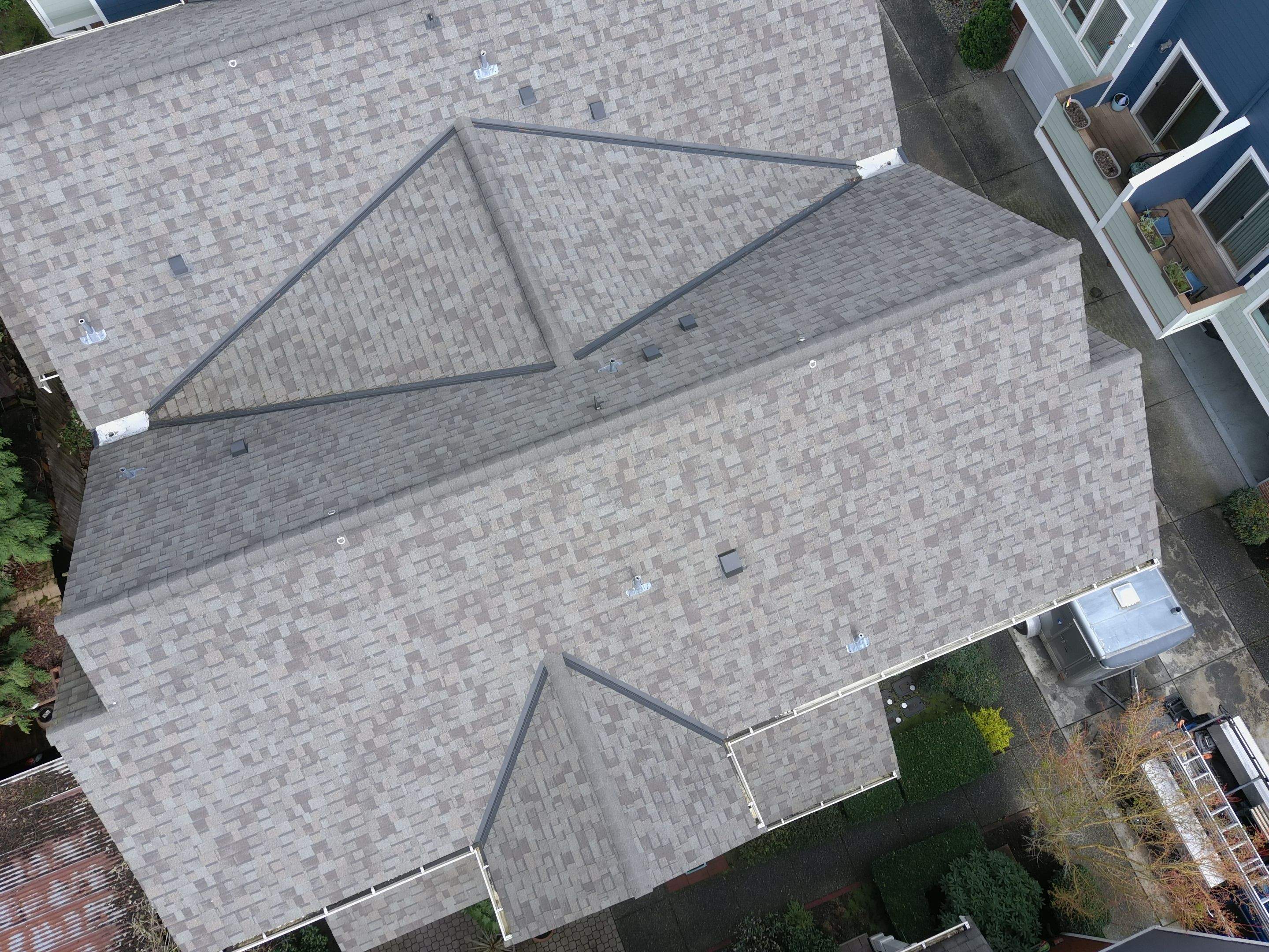 Pearl Street Condos by RoofWorks Northwest