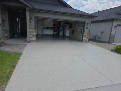 Driveway in Quartzite Hybrid