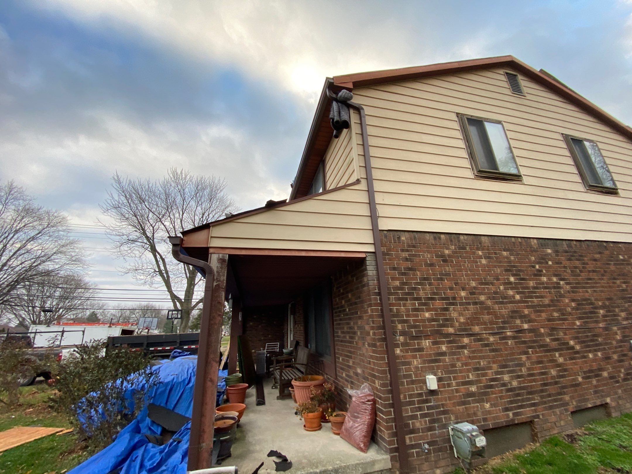 Roof Replacement using Owens Corning by 180 Contractors