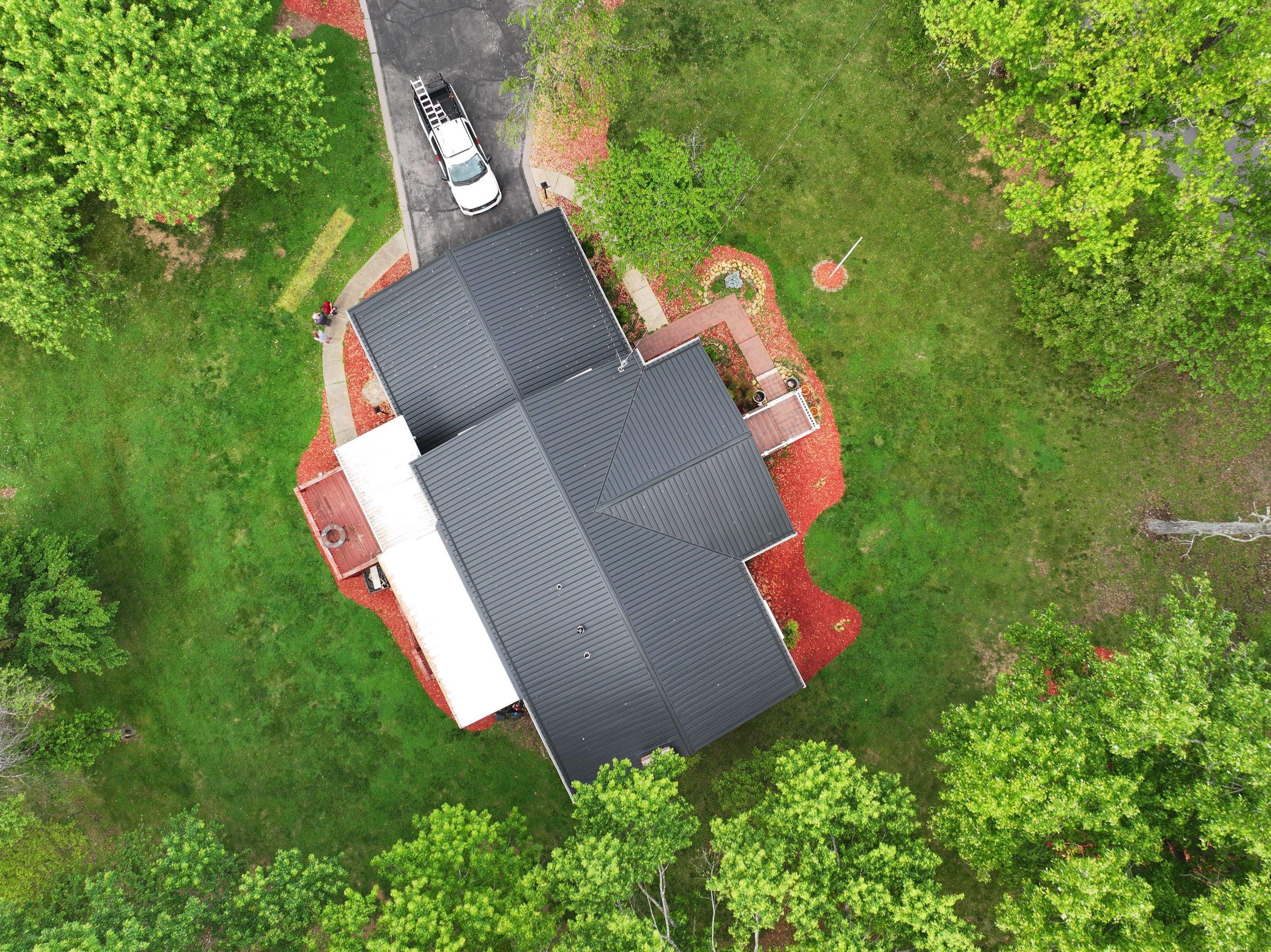 Whittaker Residence by Omnia Roofing