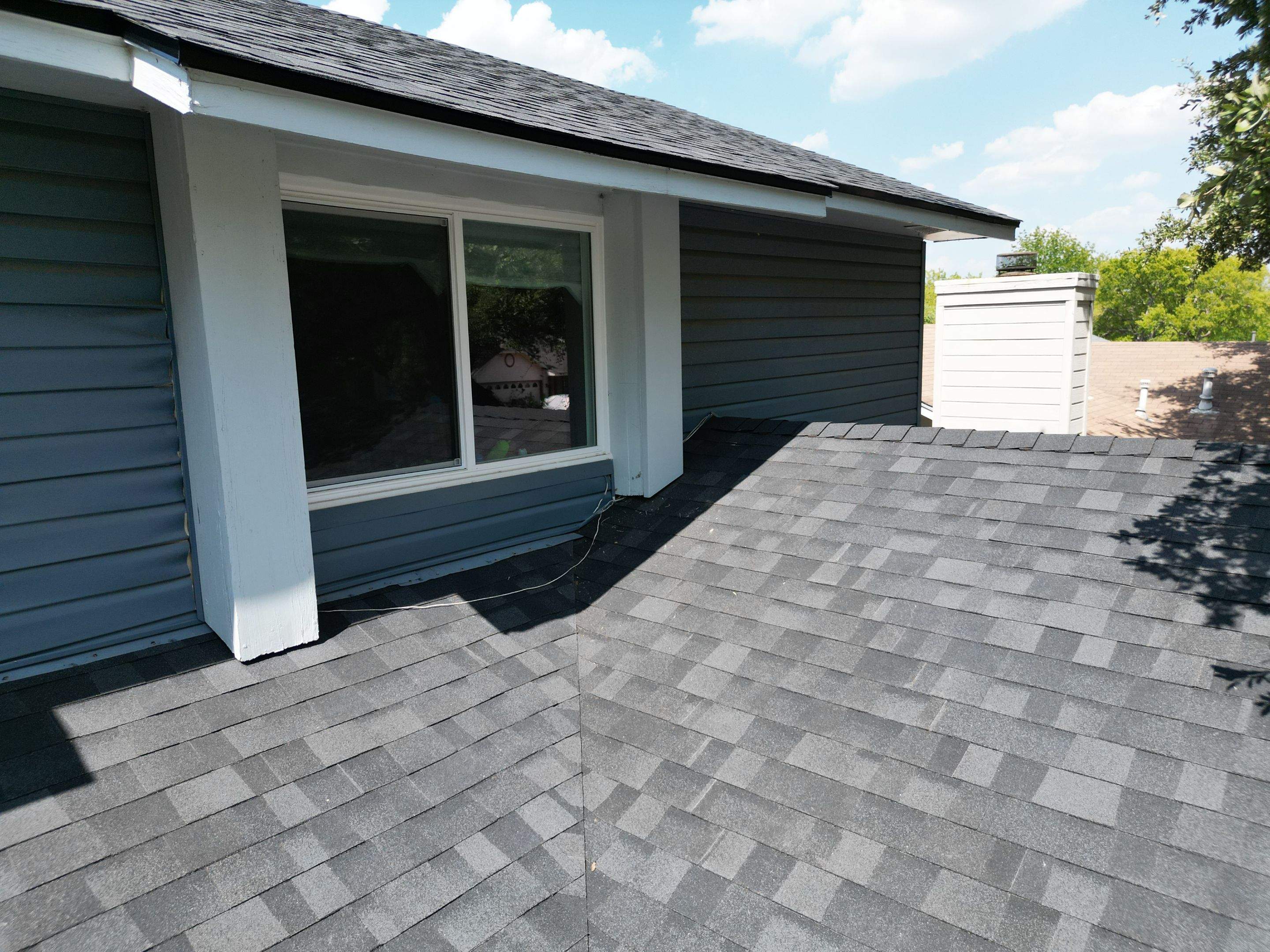 Onyx Black - Owens Corning TruDefinition Duration by RoofsOnly.com