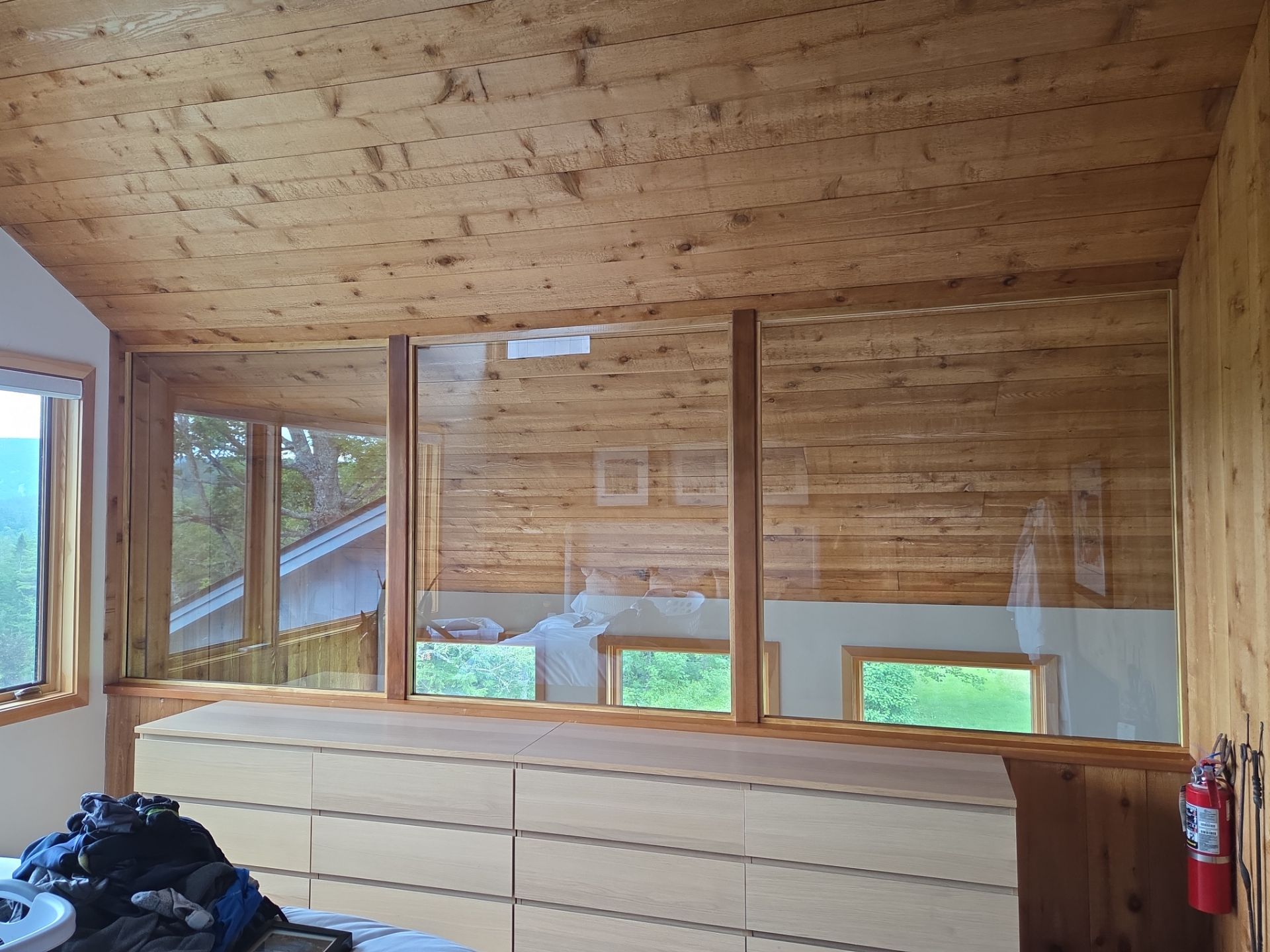 Glass Divider/Privacy Wall Installed using Laminated Safety Glass by Cheshire Glass Company