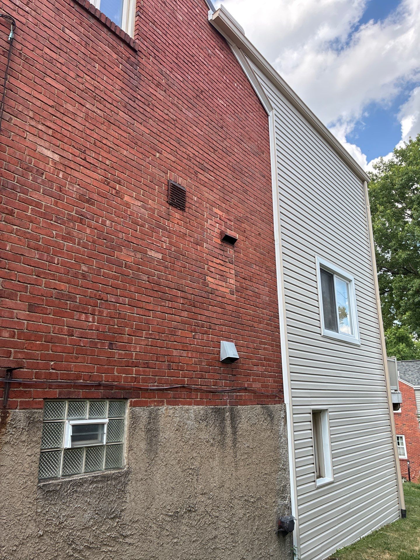 Full Vinyl Siding Renovation and Trim Installation in Mt Lebanon by Ideal Siding Pittsburgh
