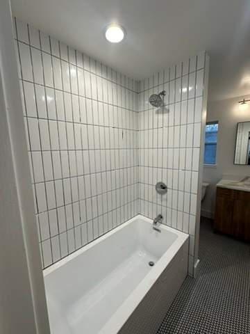 La Risa by HOMES BY JAR