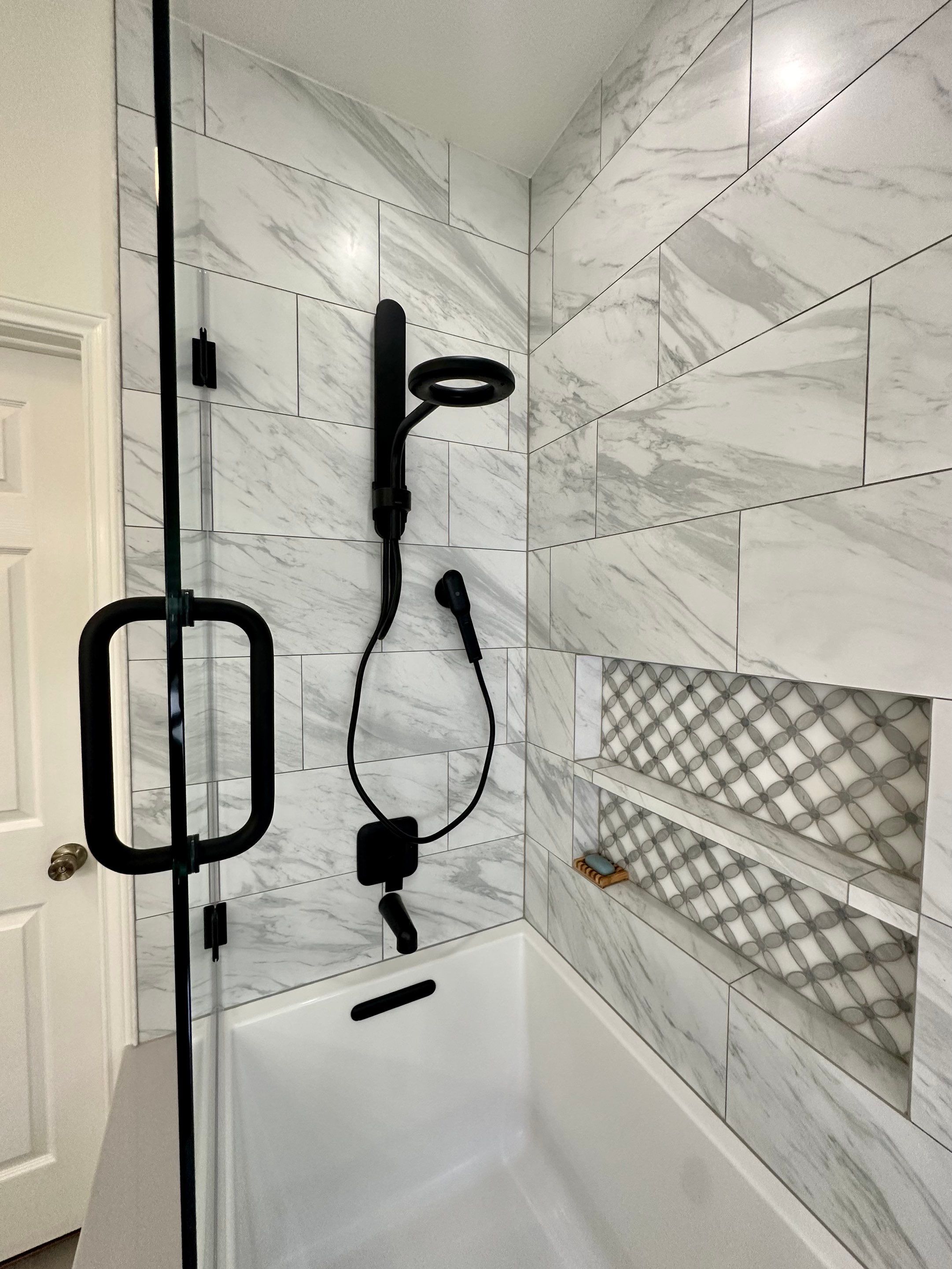 New Braunfels, TX Bath Remodel Before & After by Legacy Bath and Kitchen 