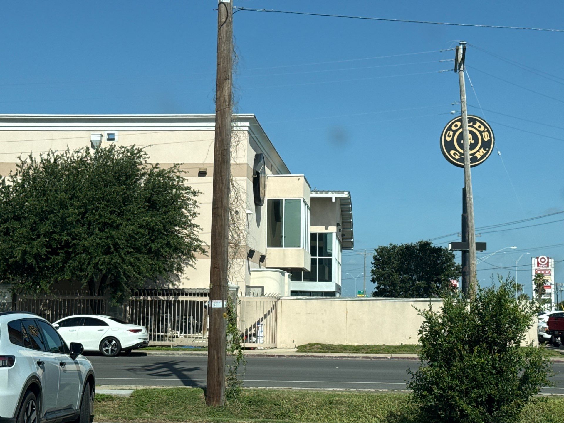 Commercial roof inspection and repair for a fitness facility in Mission, TX