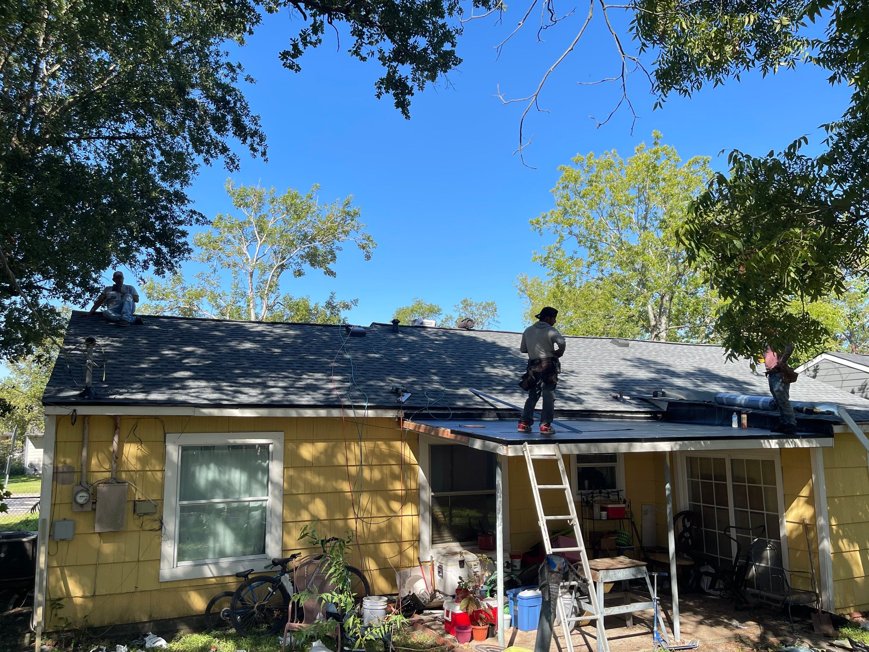 Residential Roofing Installation using Atlas Pinnacle® Pristine Pewter by CAP Roofing and Construction LLC