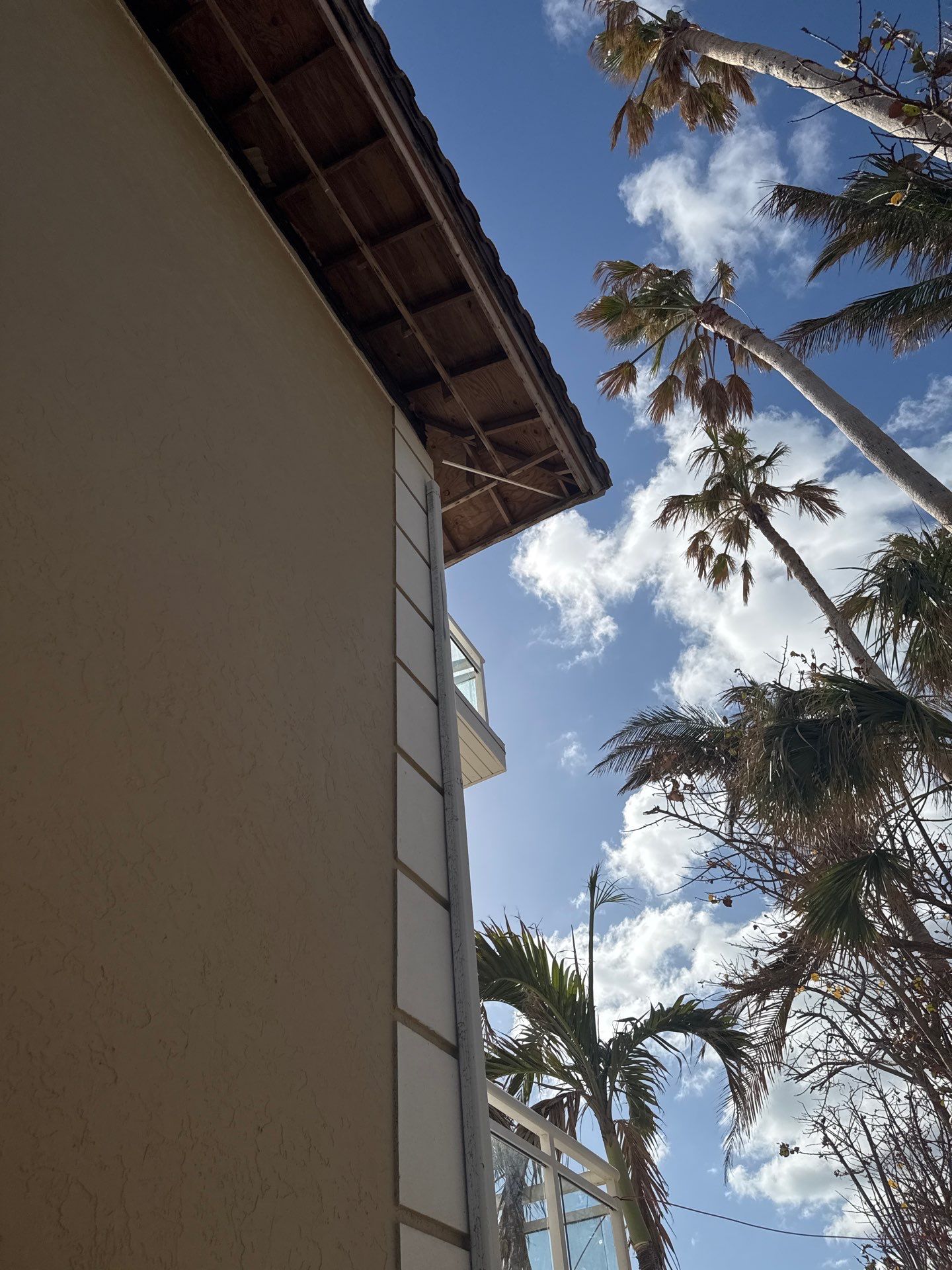 7-Inch Seamless Gutters Installation in Nokomis FL by Gutter Professors