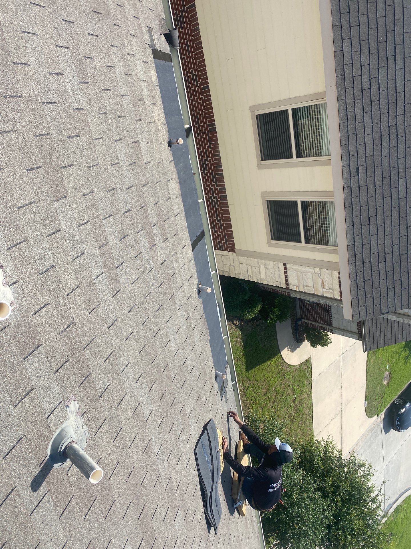 Hail Damage using Owen's Corning Duration (Lifetime) Shingles by Roof Repair Company
