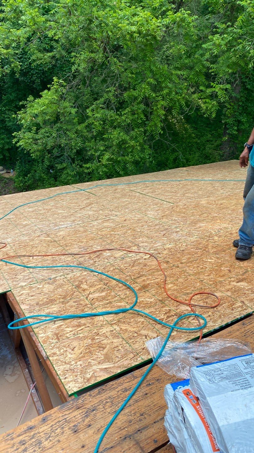 Roof Replacement using CertainTeed Landmark by 180 Contractors