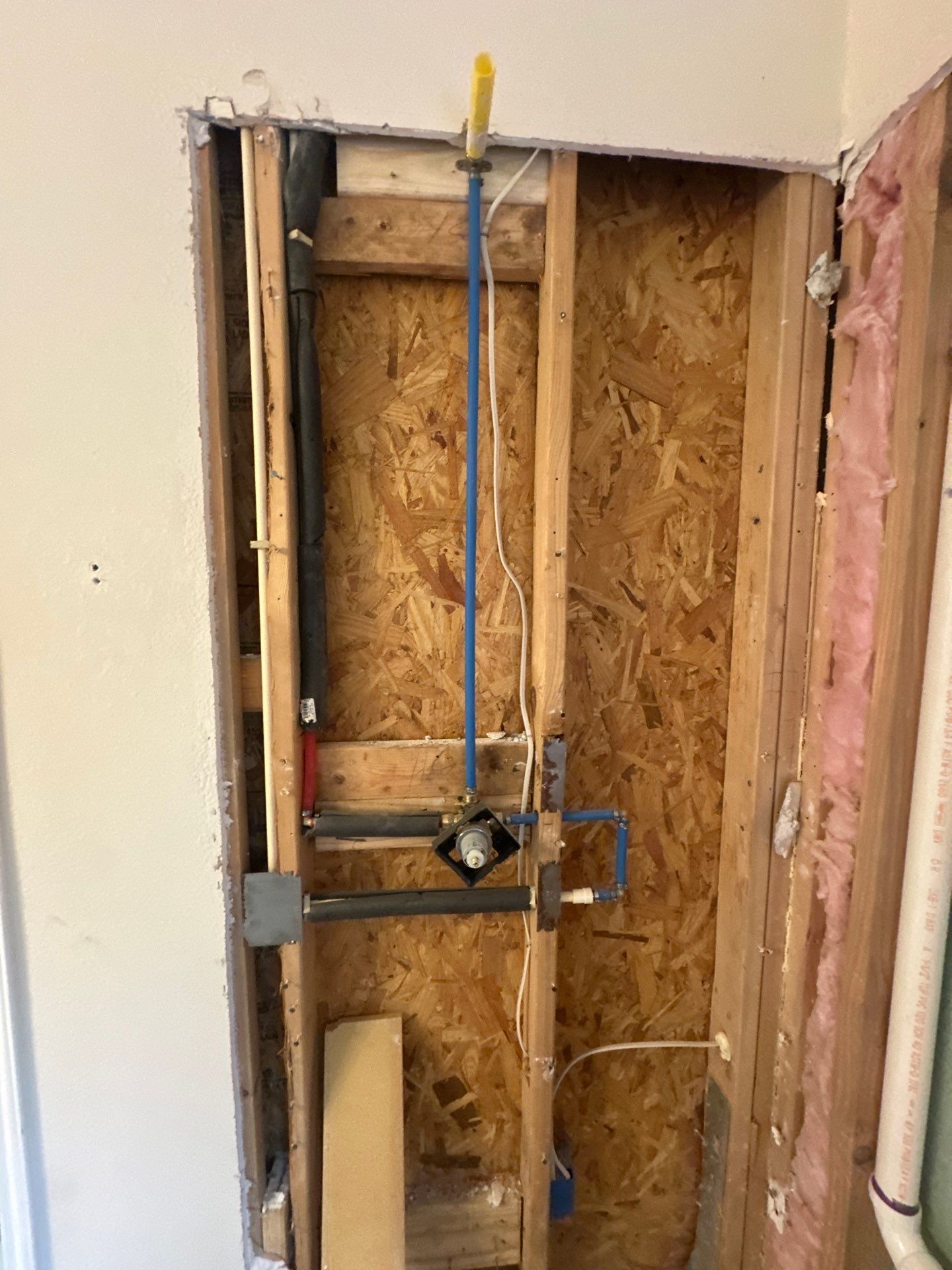 Bathroom and Ktichen Remodel in The Woodlands by SophAlx LLC