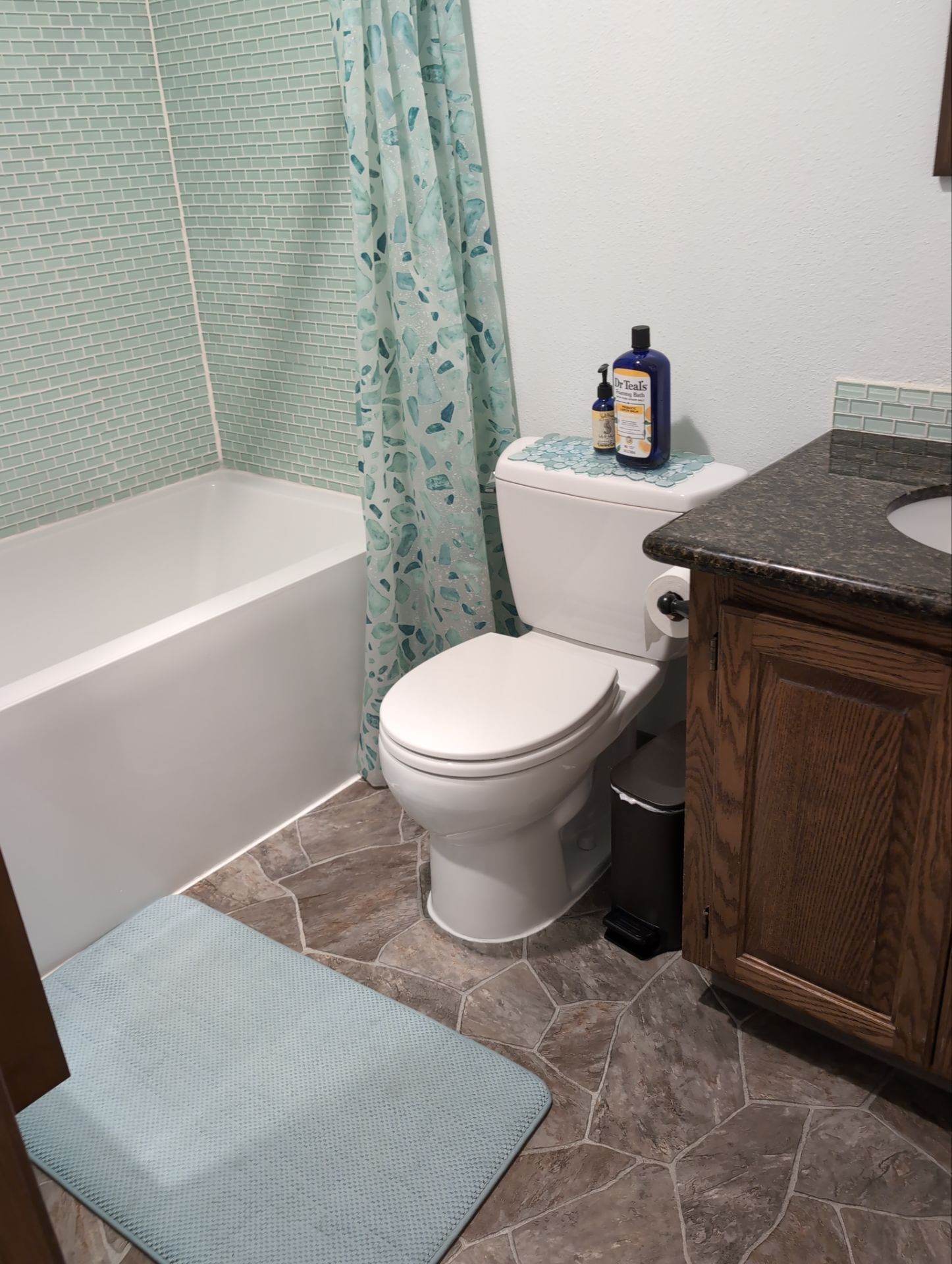 House Cleaning service performed in West Linn by Cloud 9 Professional Cleaning Services