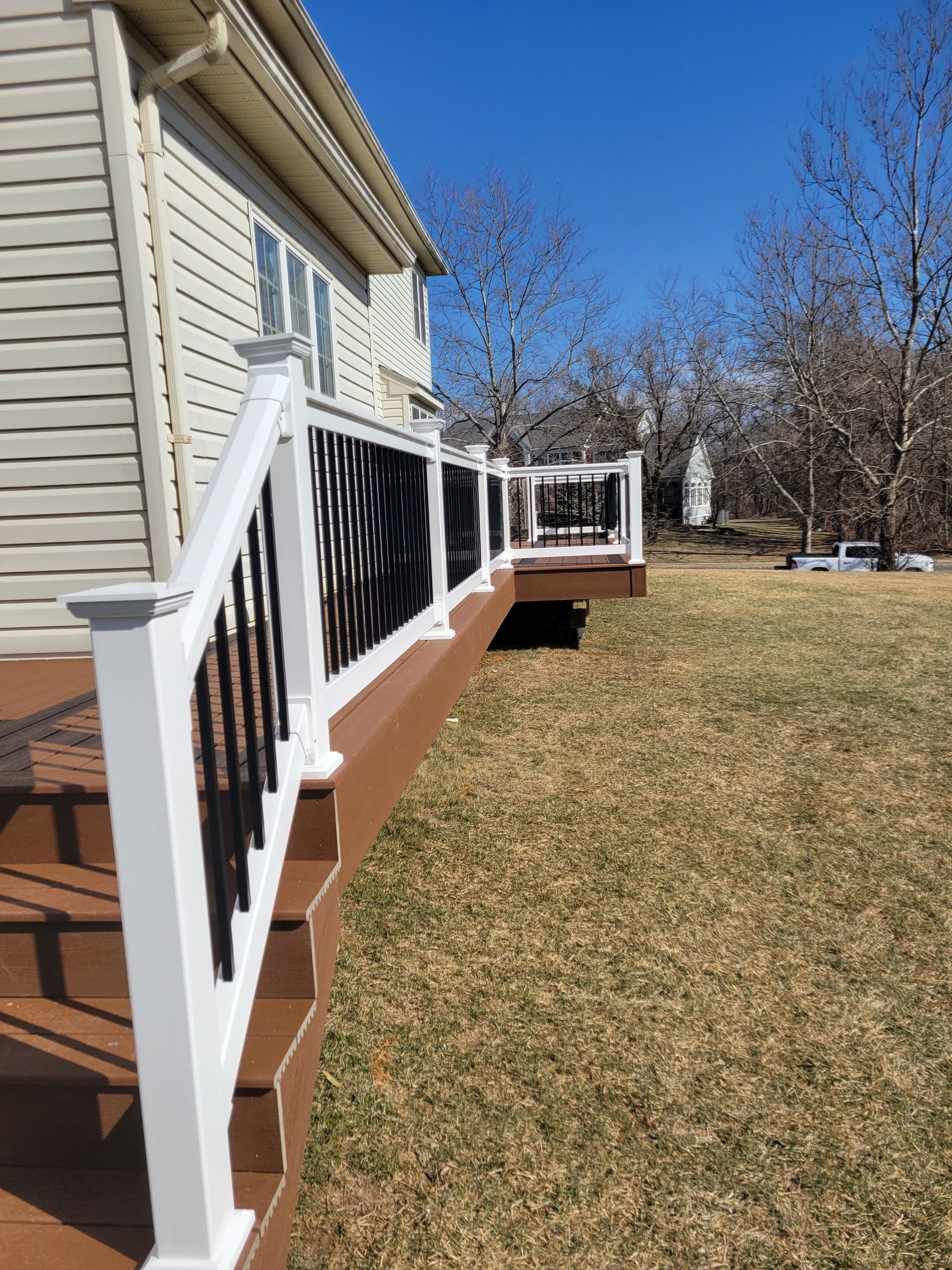 New Deck in Manalapan, New Jersey by deck guardian