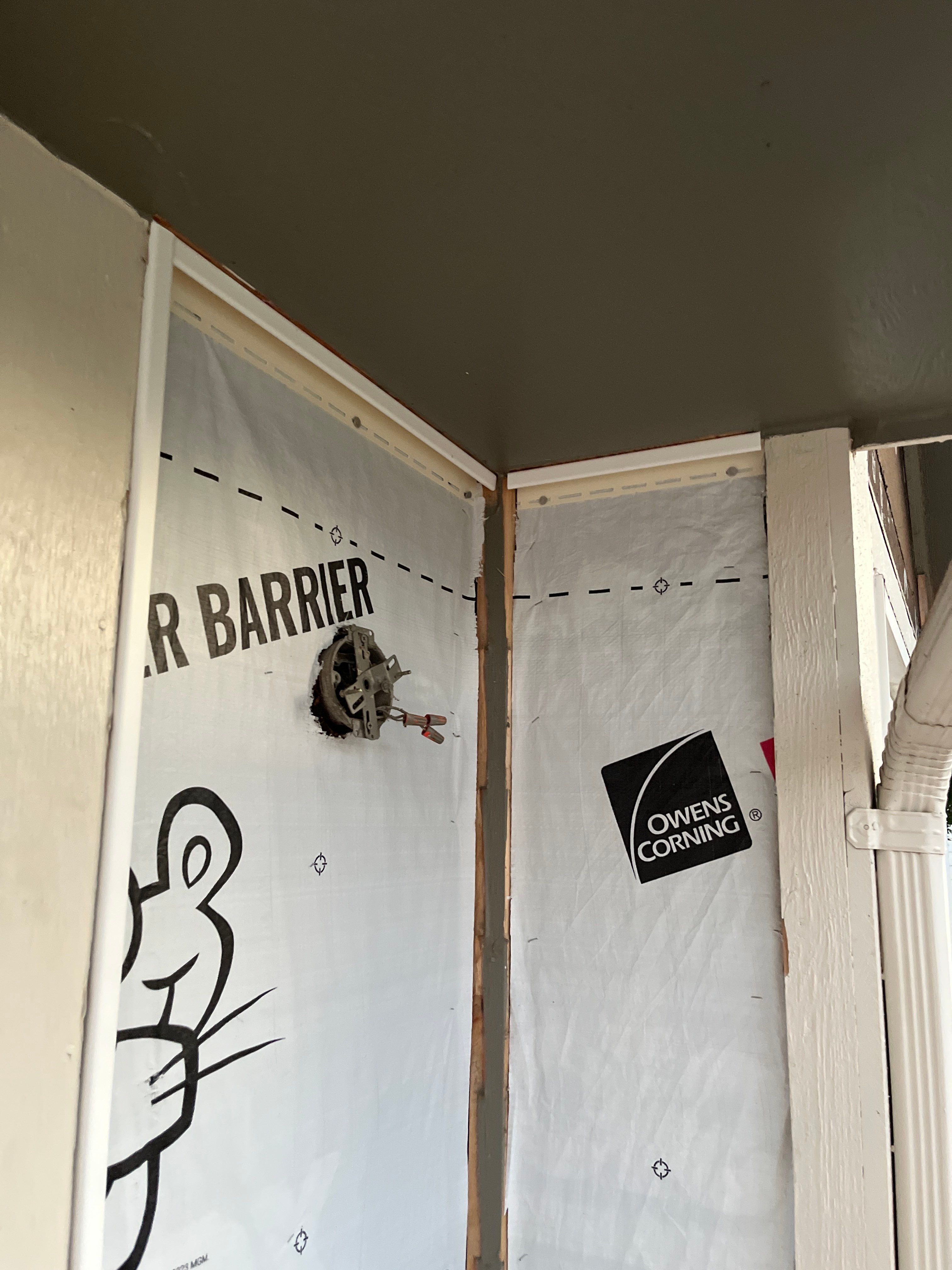 Vinyl siding in Pleasant Hill, IA by Blu Ember Properties