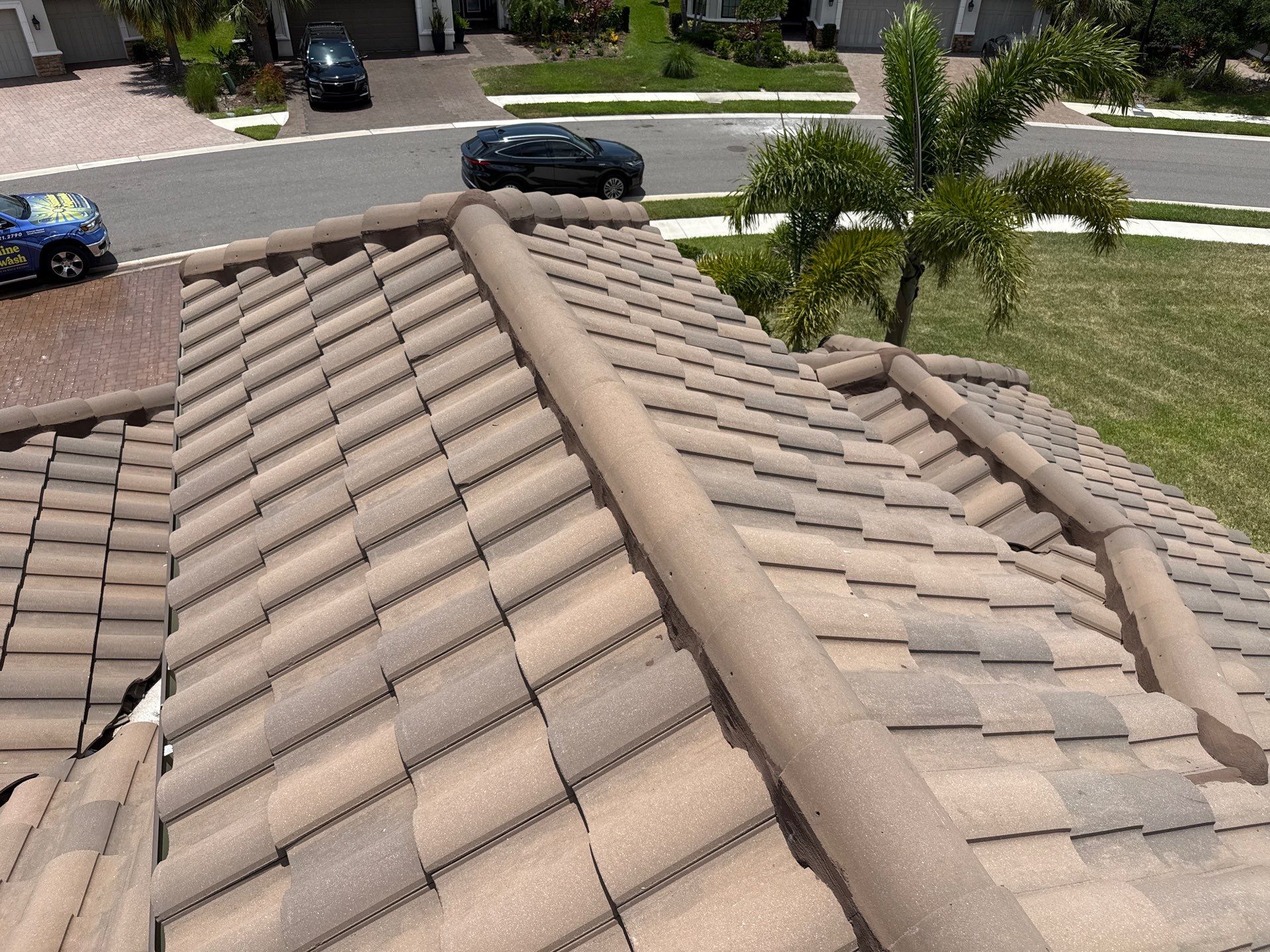 Concrete Tile Roof, Paver Driveway & Lanai Cleaning – Artisan Lakes Esplanade, Palmetto, FL by Sunshine AquaWash