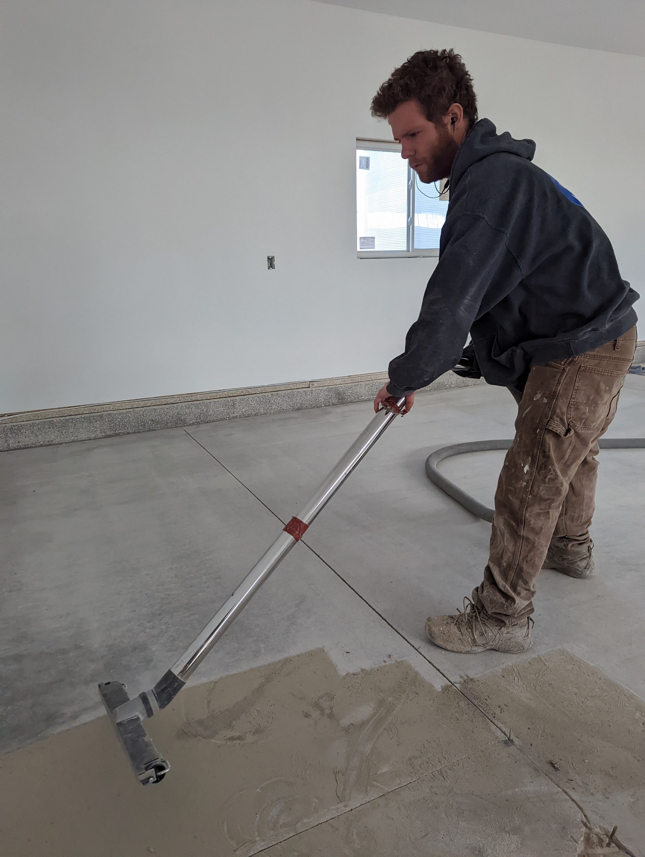 Garage using Domino  by Select Painting, Coatings & Garage Cabinets