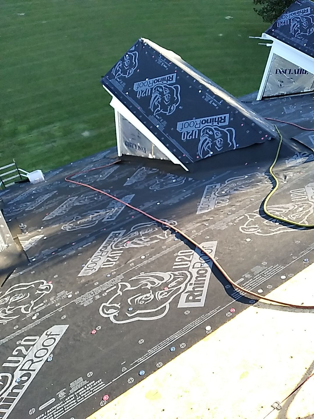 Residential Roofing Installation using Owens Corning Oakridge- Williamsburg Gray by Indigo State Roofing