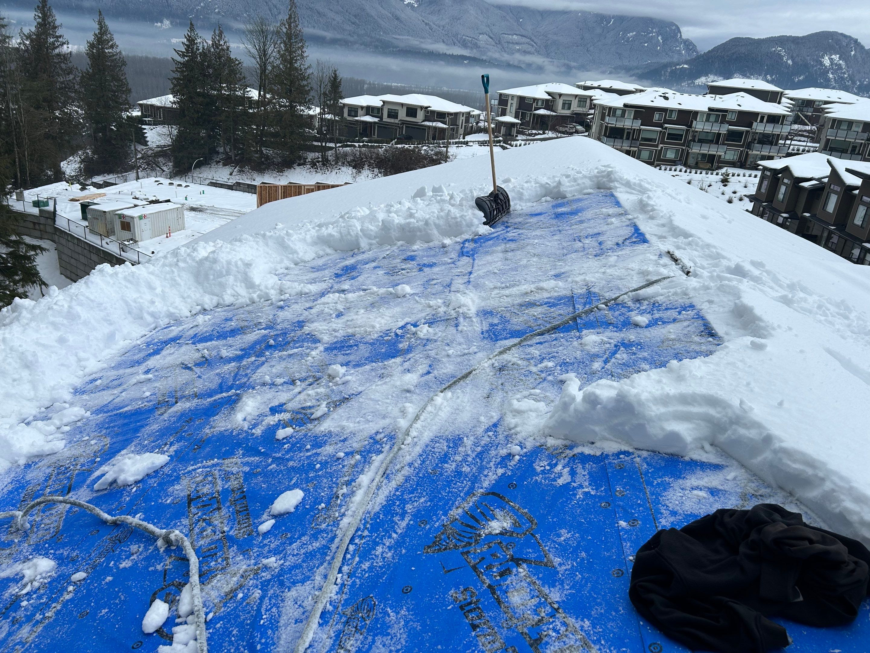 Residential Roofing Installation using OC Oakridge shingles by Top Notch Roofing Inc