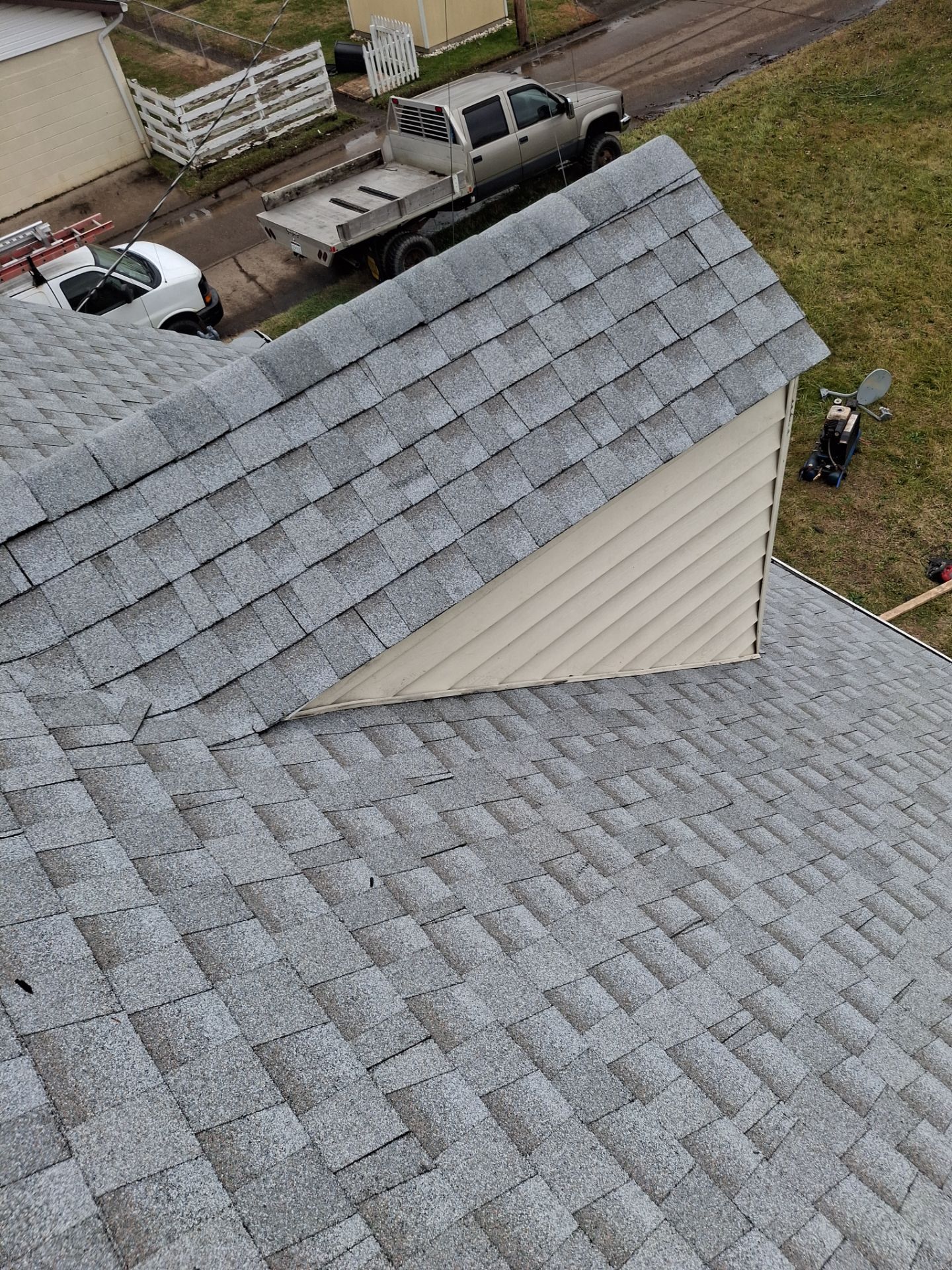 Residential Roofing Installation using GAF Timberline HDZ Fox Hollow Grey by Rainstoppers Roofing