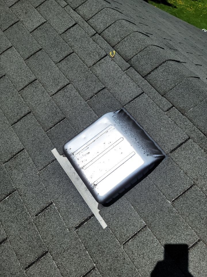 ATLAS PINNACLE COLOR: SUMMER STORM DRIP EDGE: WHITE by Eagle Eye Roofing