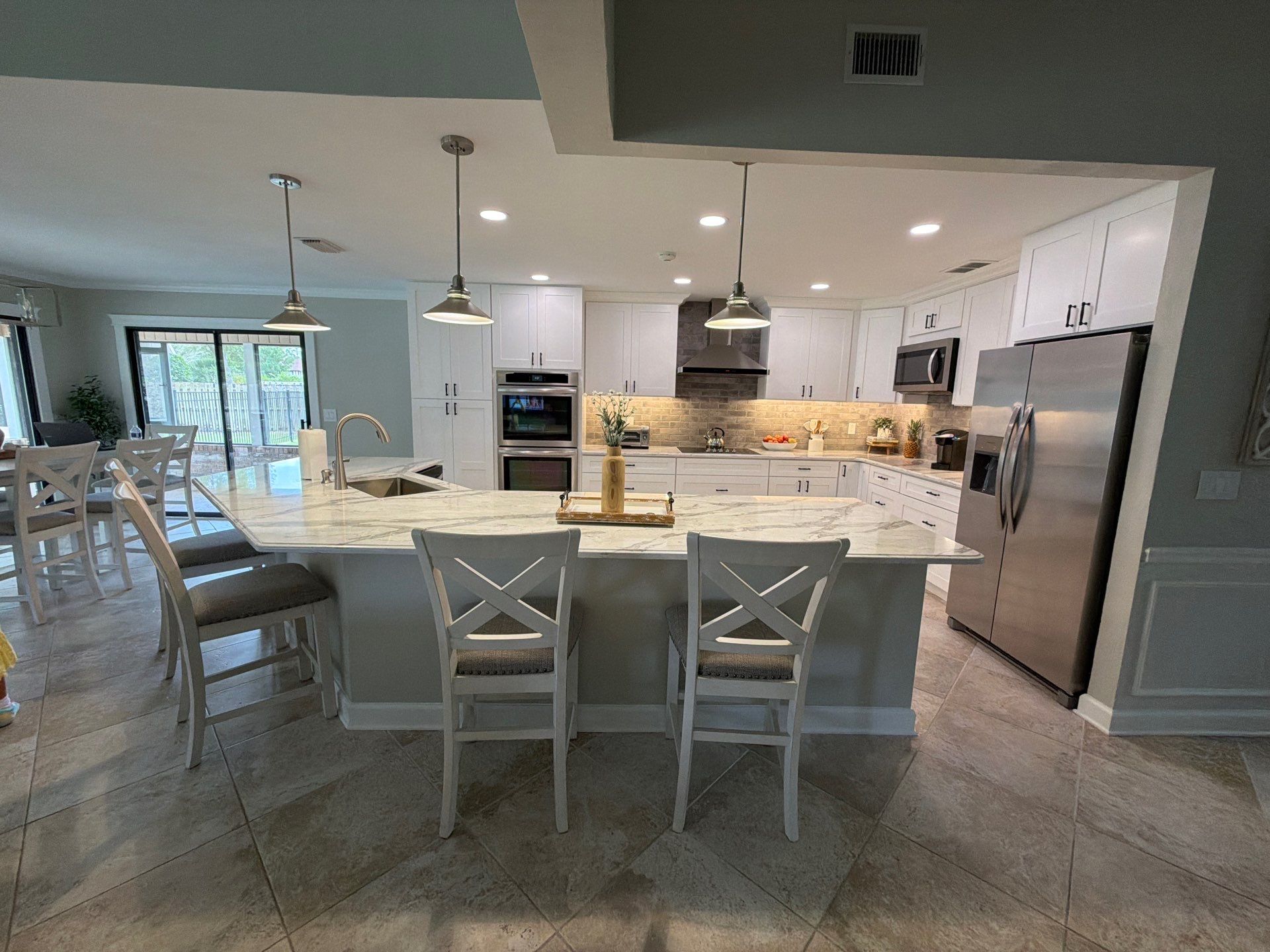 A Homeowner's Renovation Dream! by Acies Renovations