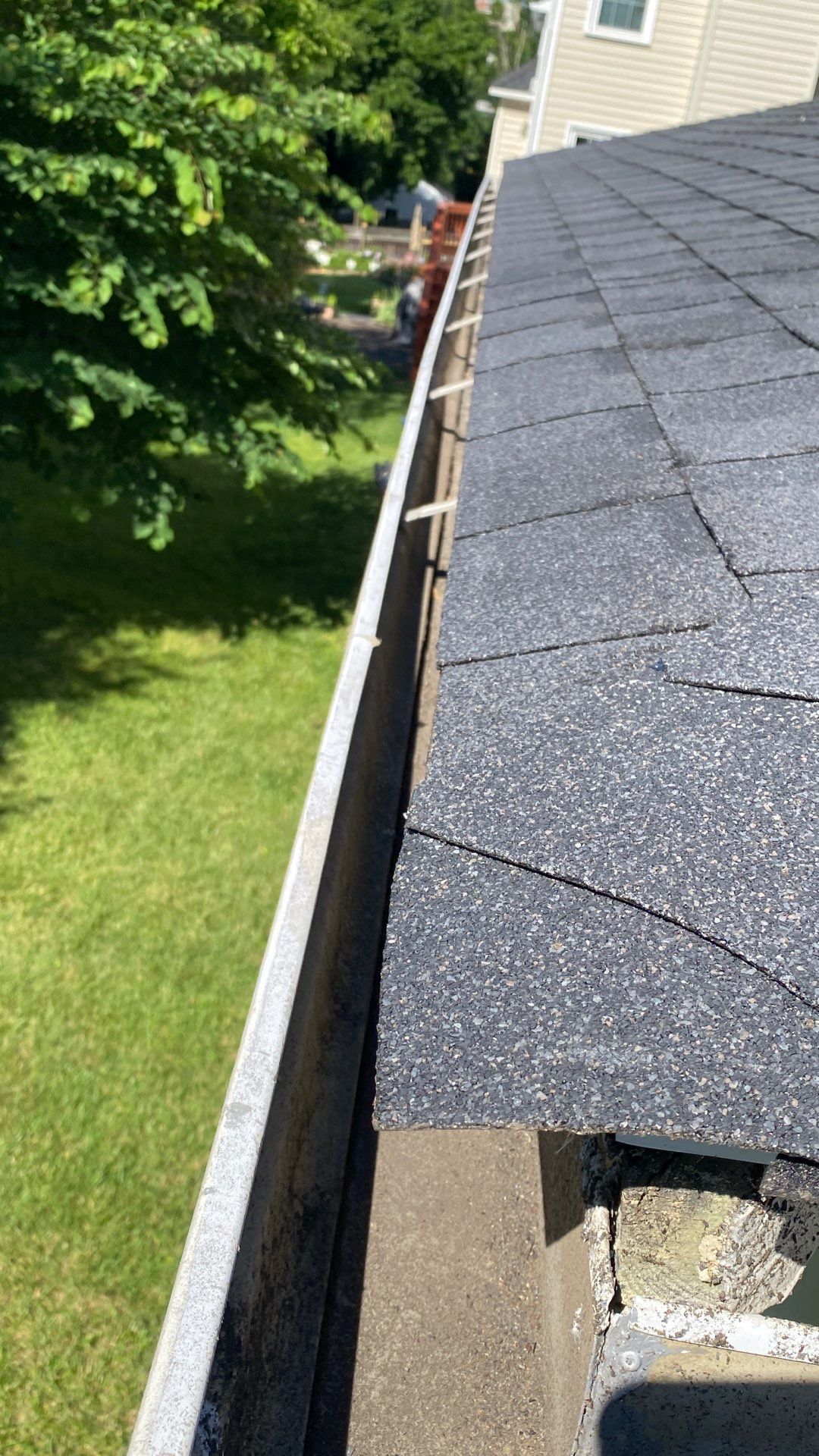 Arlington: CertainTeed Landmark Designer Shingles in Moire Black by RM Banning, Inc.