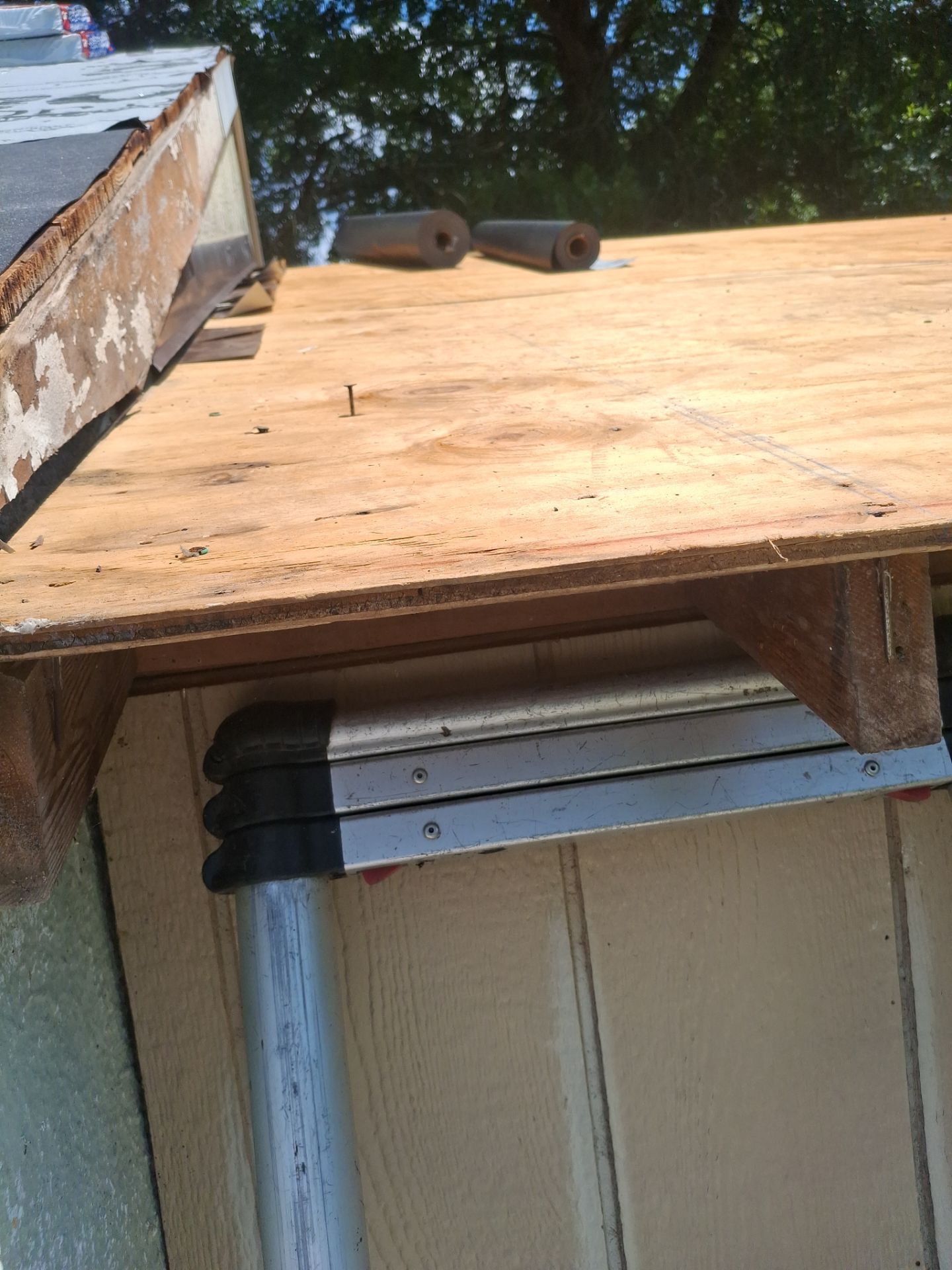 Residential Roofing Installation using GAF Timberline HDZ Weatherer Wood by Rainstoppers Roofing