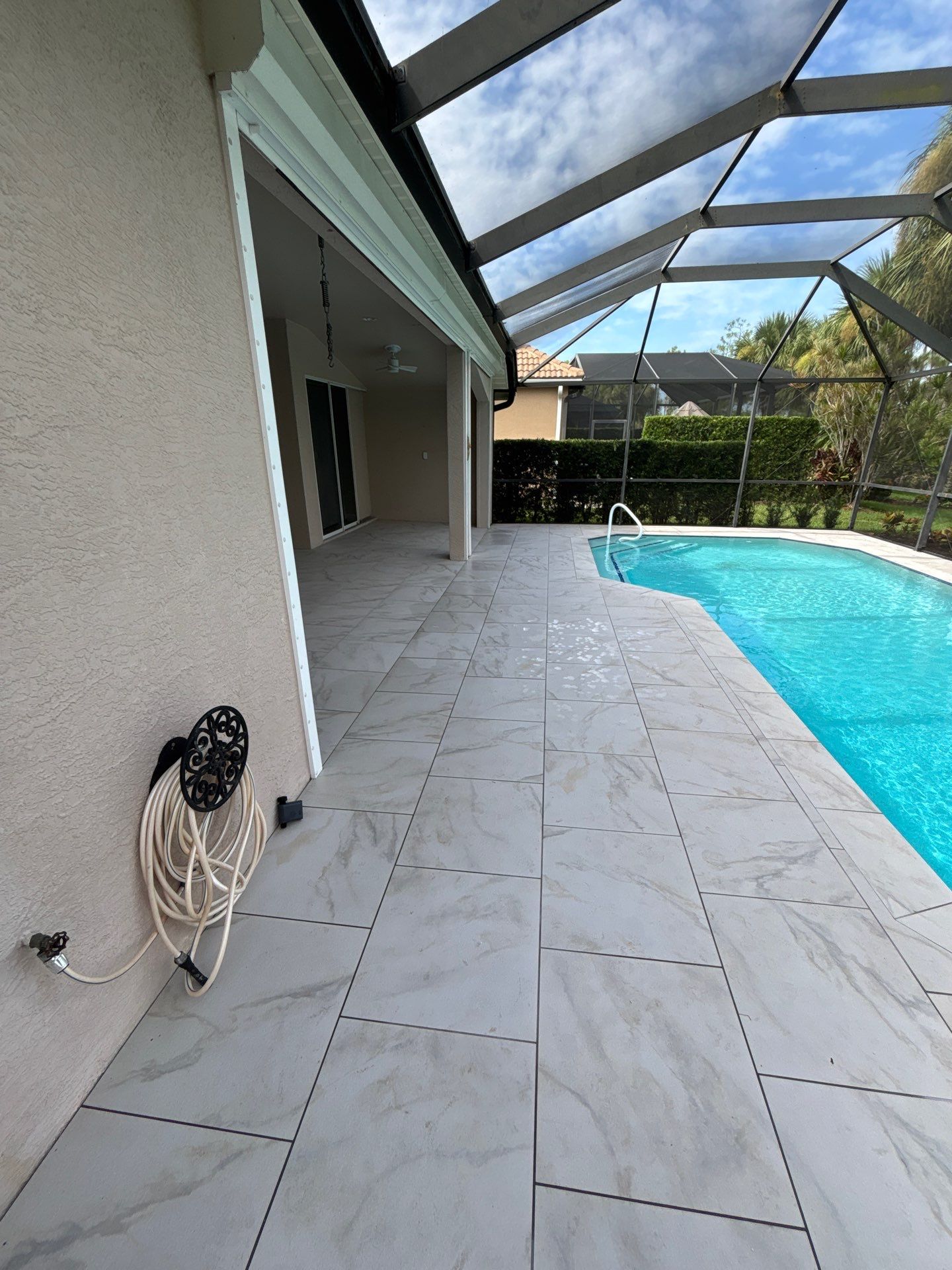 Porcelain Pool Deck - Colonial Country Club by Old Town Pavers Llc