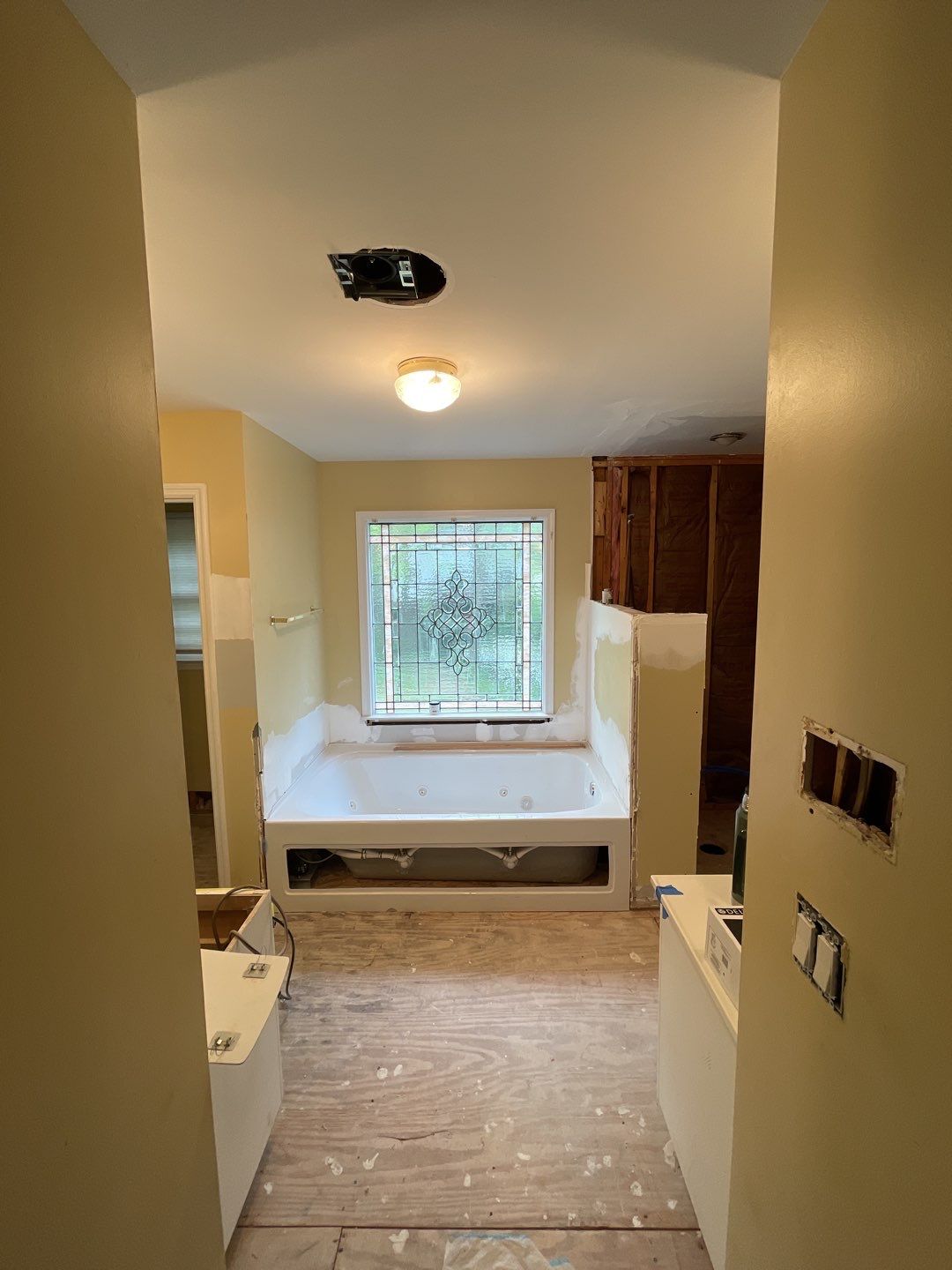 Huntington Parc Master Bath by Pillar and Pine
