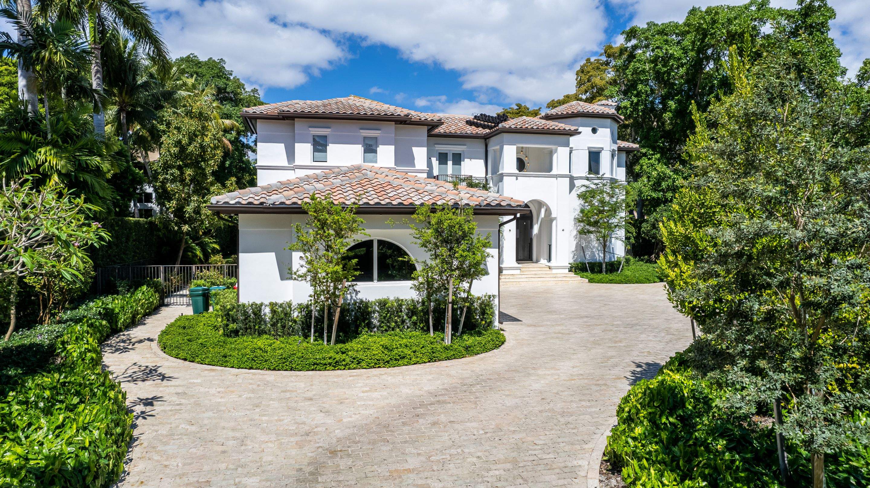 Verea - Spanish S - Jacobea by Istueta Roofing
