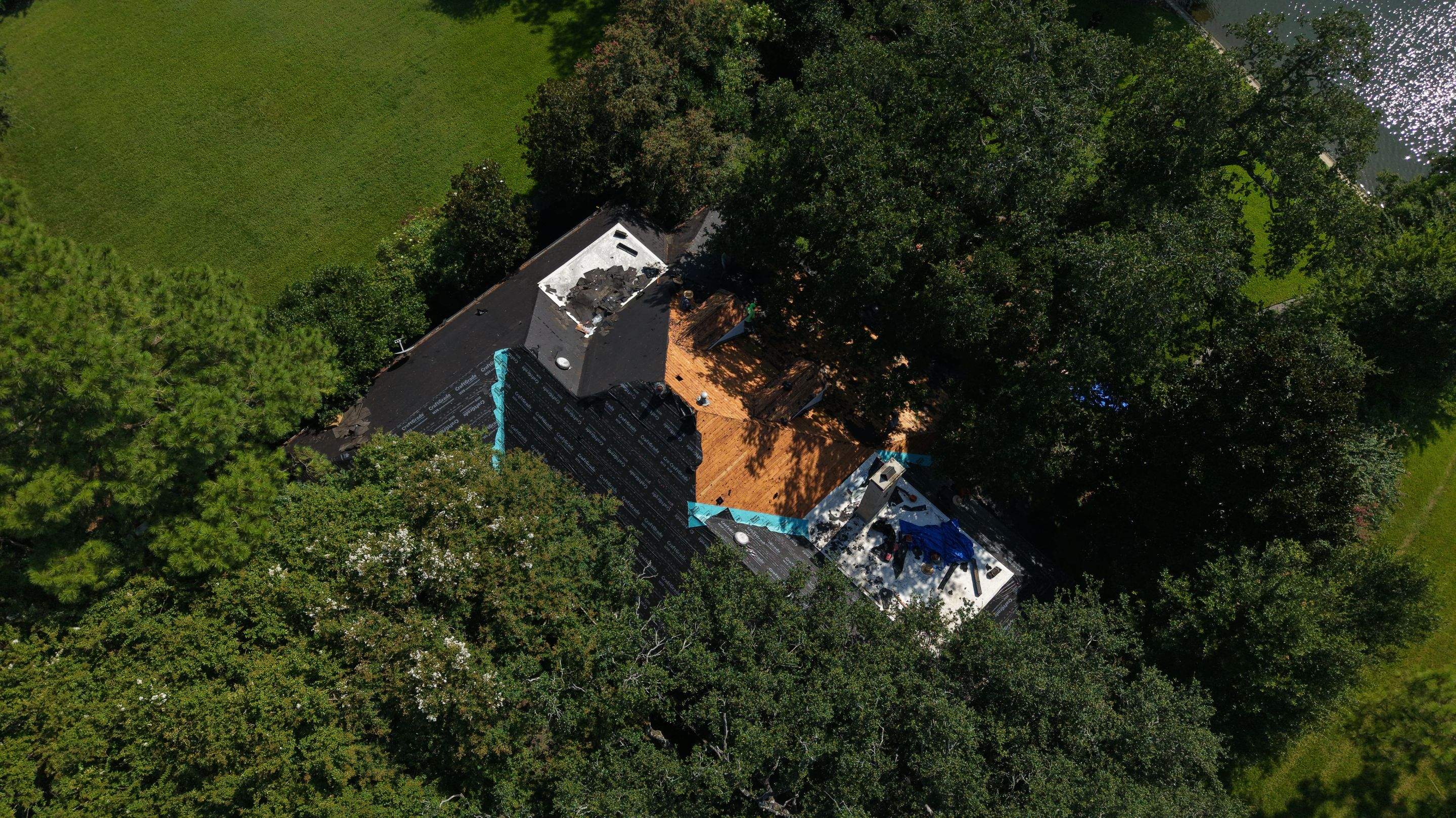 Roof Replacement in New Orleans by HDS Contractors