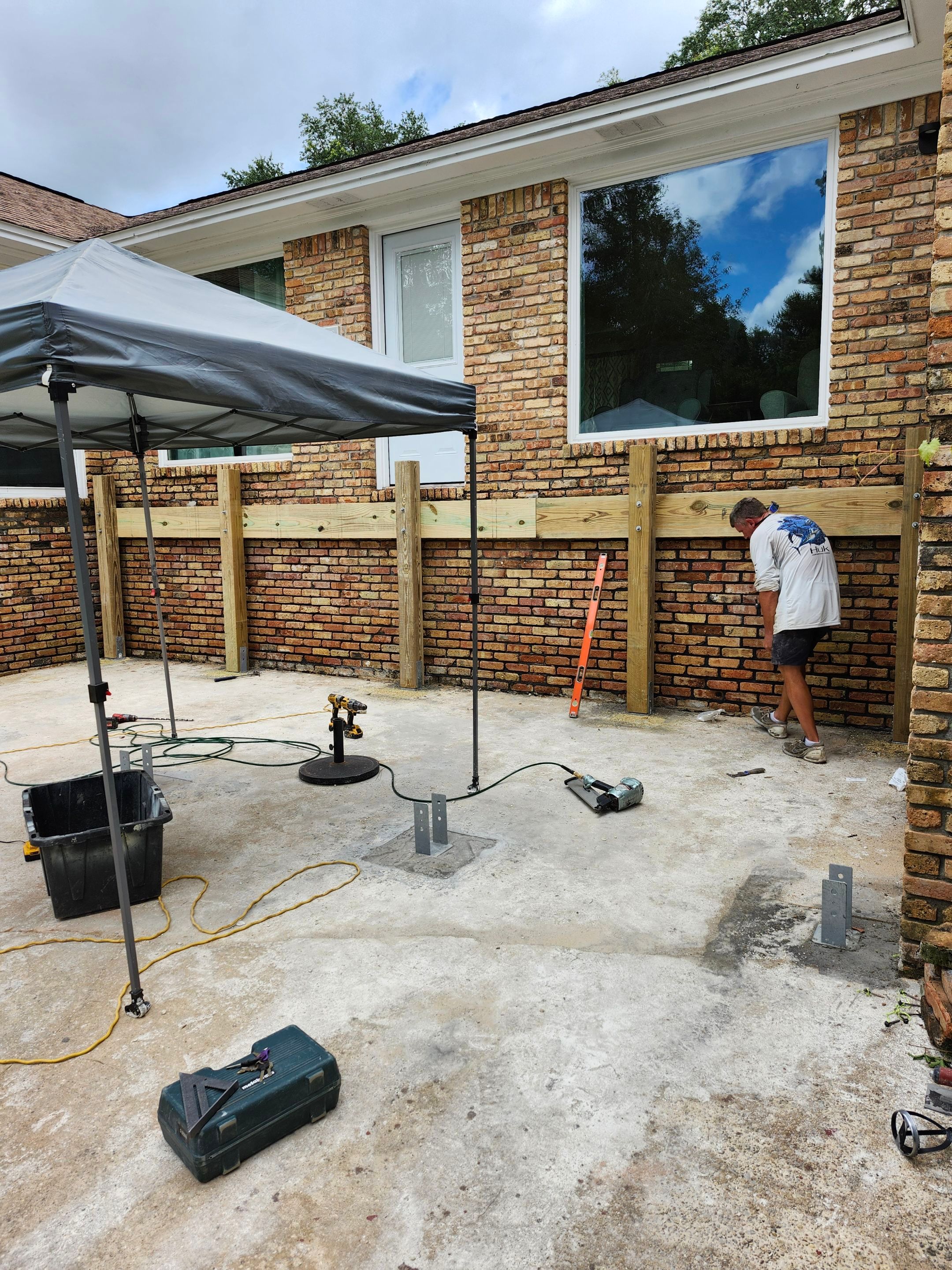 Screen Room w/Deck in Milton by Titan Sunrooms