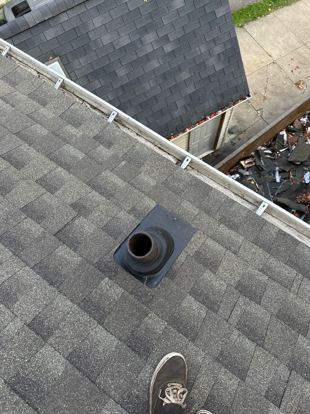 Residential Roofing Installation using Asphalt GAF HDZ by Artisan Roofing & Home Improvements Inc.