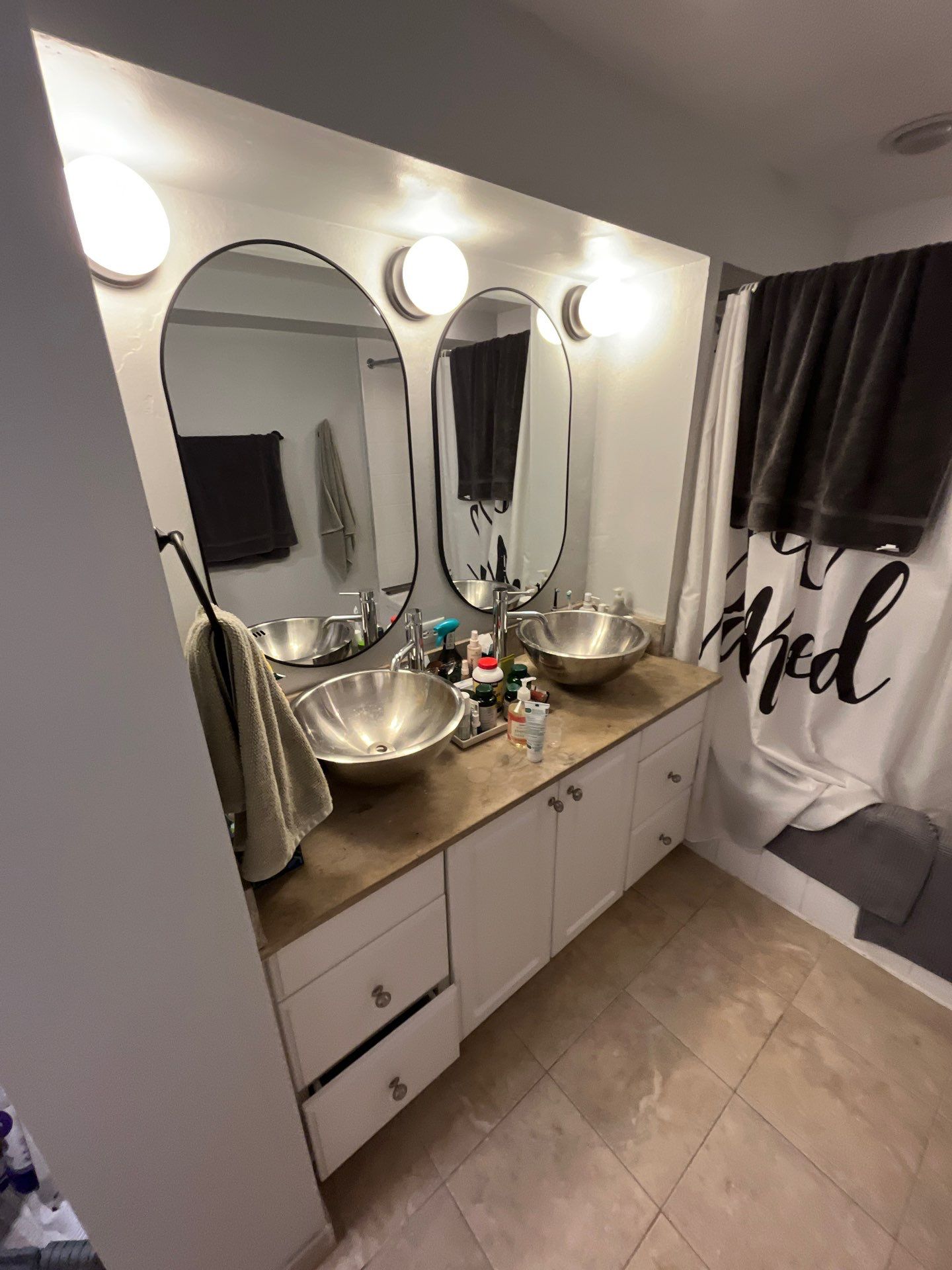 That Mid Century Vibe by Snap Home Solutions