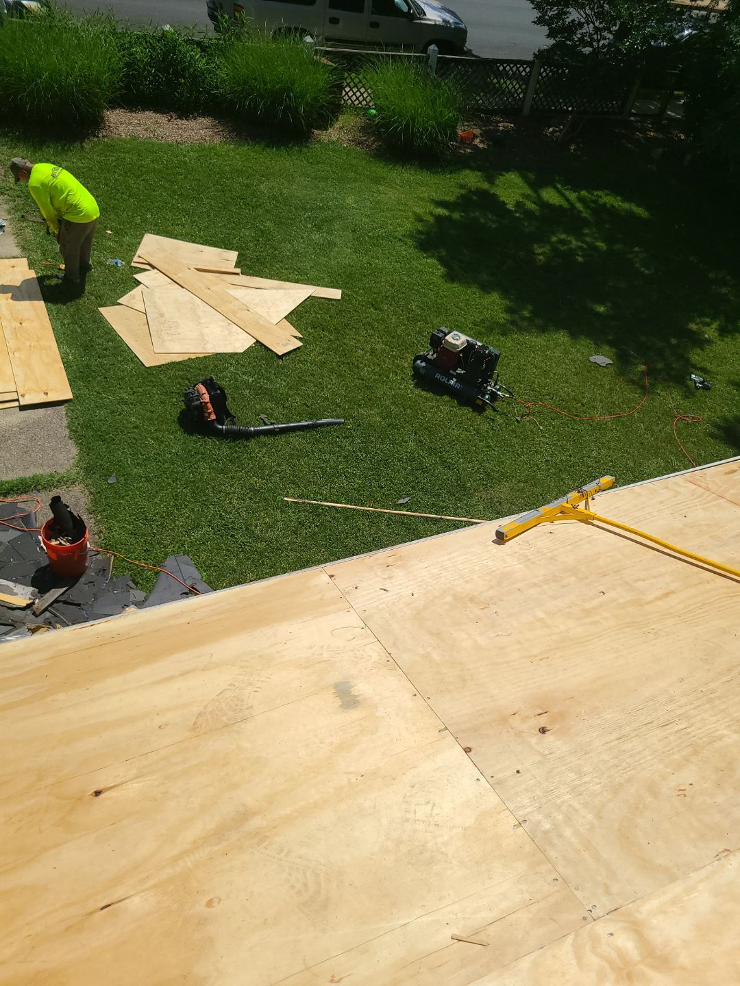 Arlington: CertainTeed Landmark Designer Shingles in Moire Black by RM Banning, Inc.