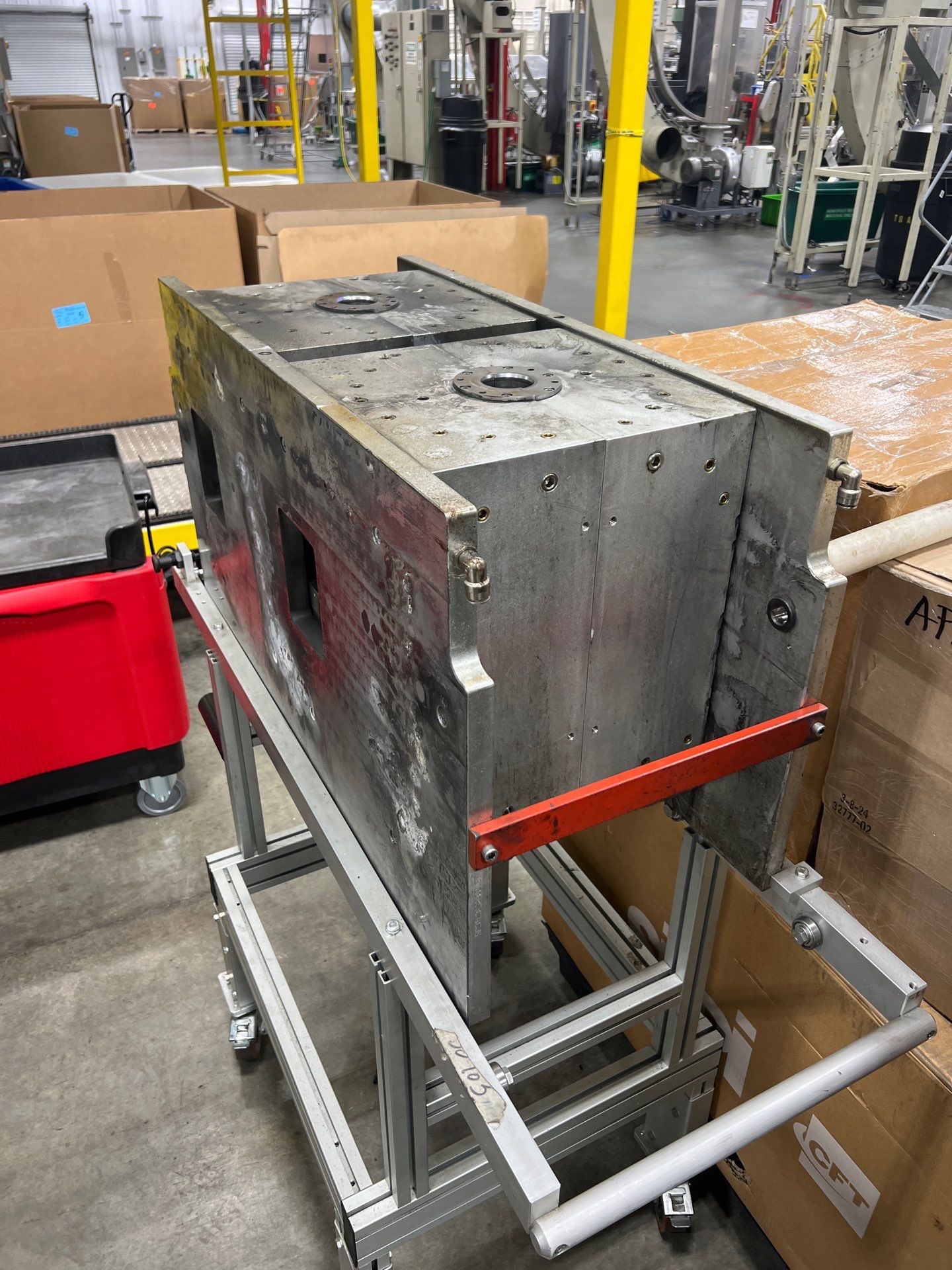Fulton New 5 Gallon Molds using PET by Altium Packaging