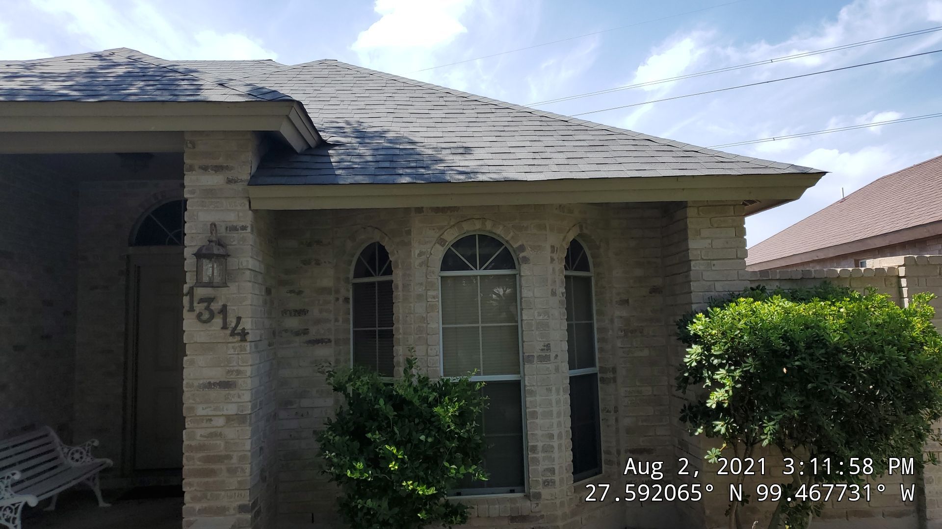 Residential Roofing Installation using Owens Corning - Oakridge by JM Flores Roofing & Construction, Inc