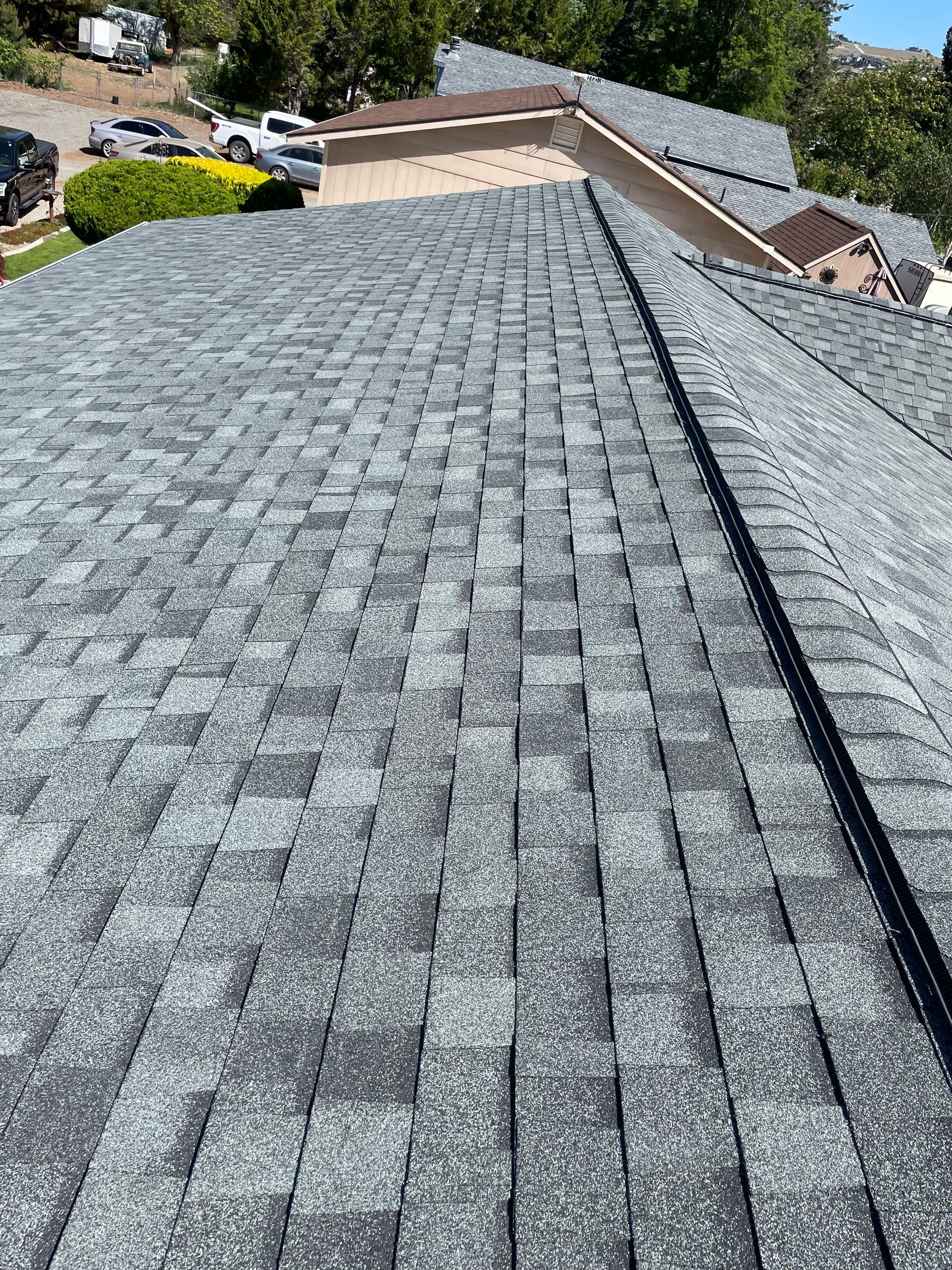 Residential Architectural Shingle Roof Replacement in North Aurora Avenue East Wenatchee, Washington by Alpine Roofing