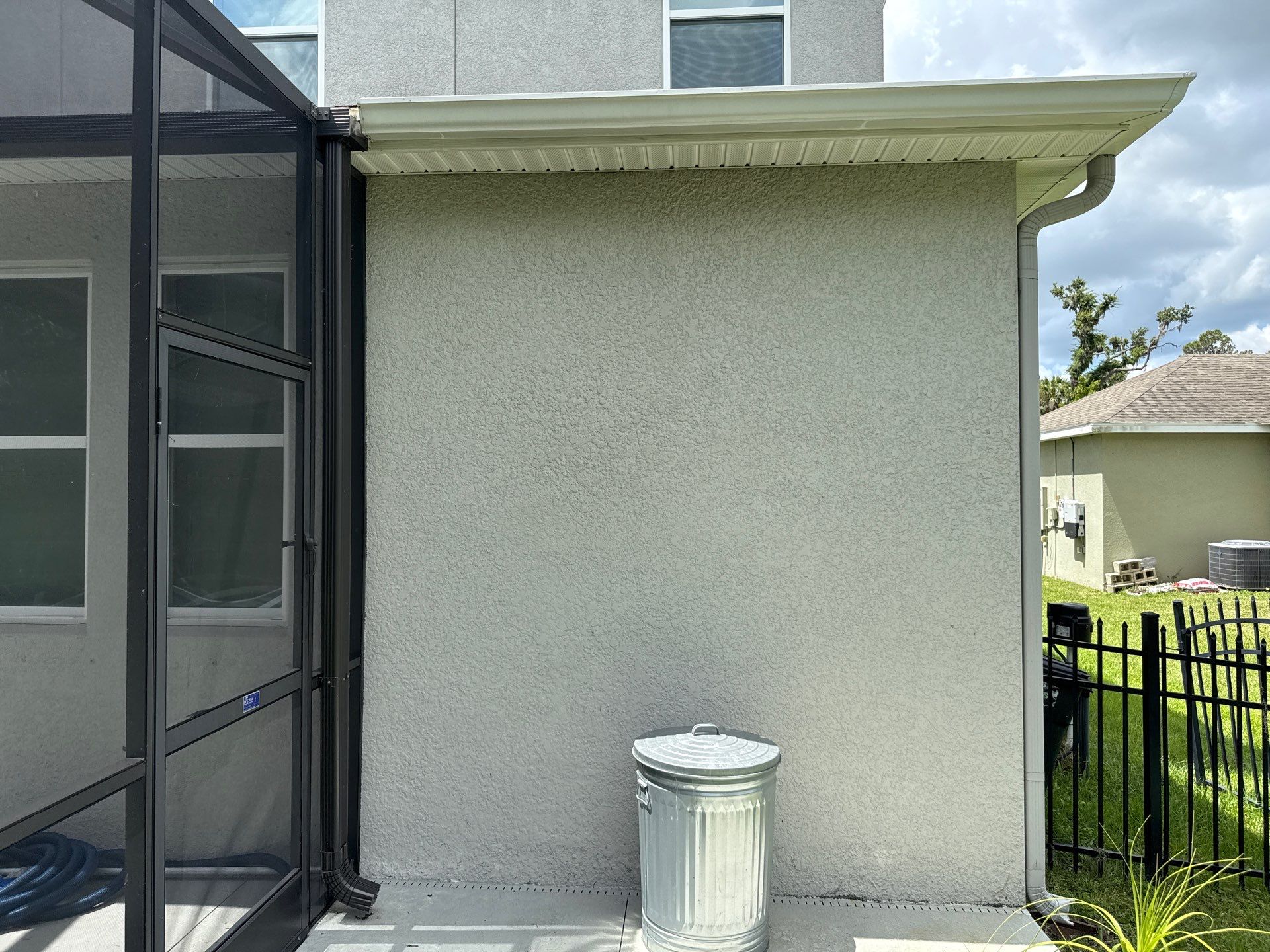 HOA-Required House Wash & Concrete Cleaning – Old Mill Preserve, Palmetto, FL by Sunshine AquaWash