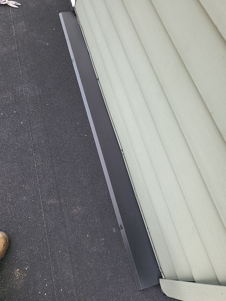 ATLAS PINNACLE COLOR: COASTAL GRANITE DRIP EDGE: WHITE by Eagle Eye Roofing